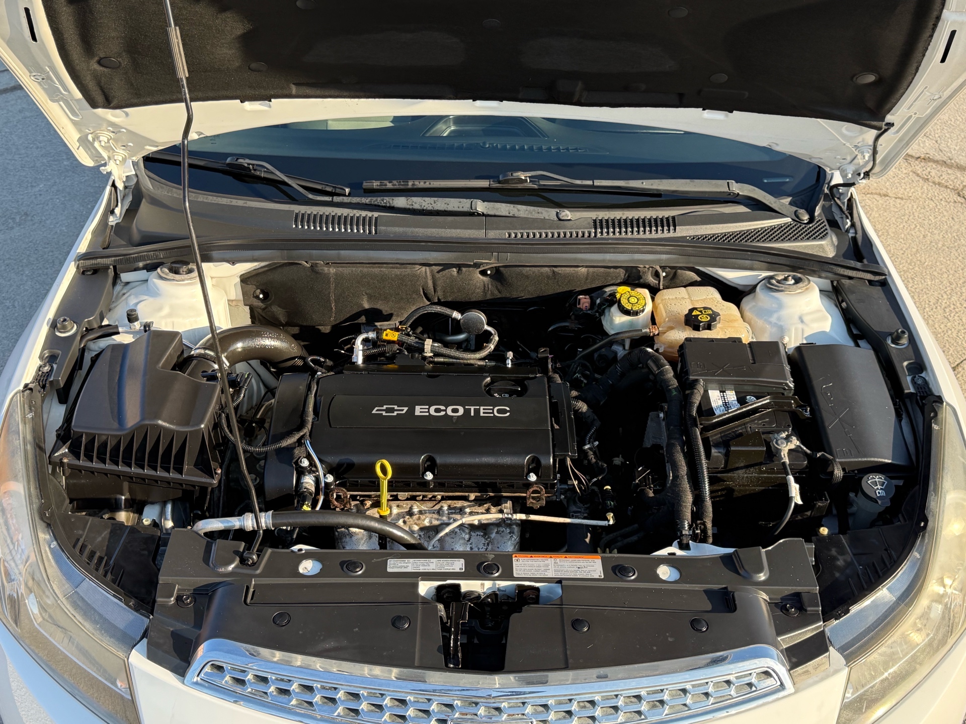 /carage/2012-Chevrolet-Cruze-3790879364654878.jpg
