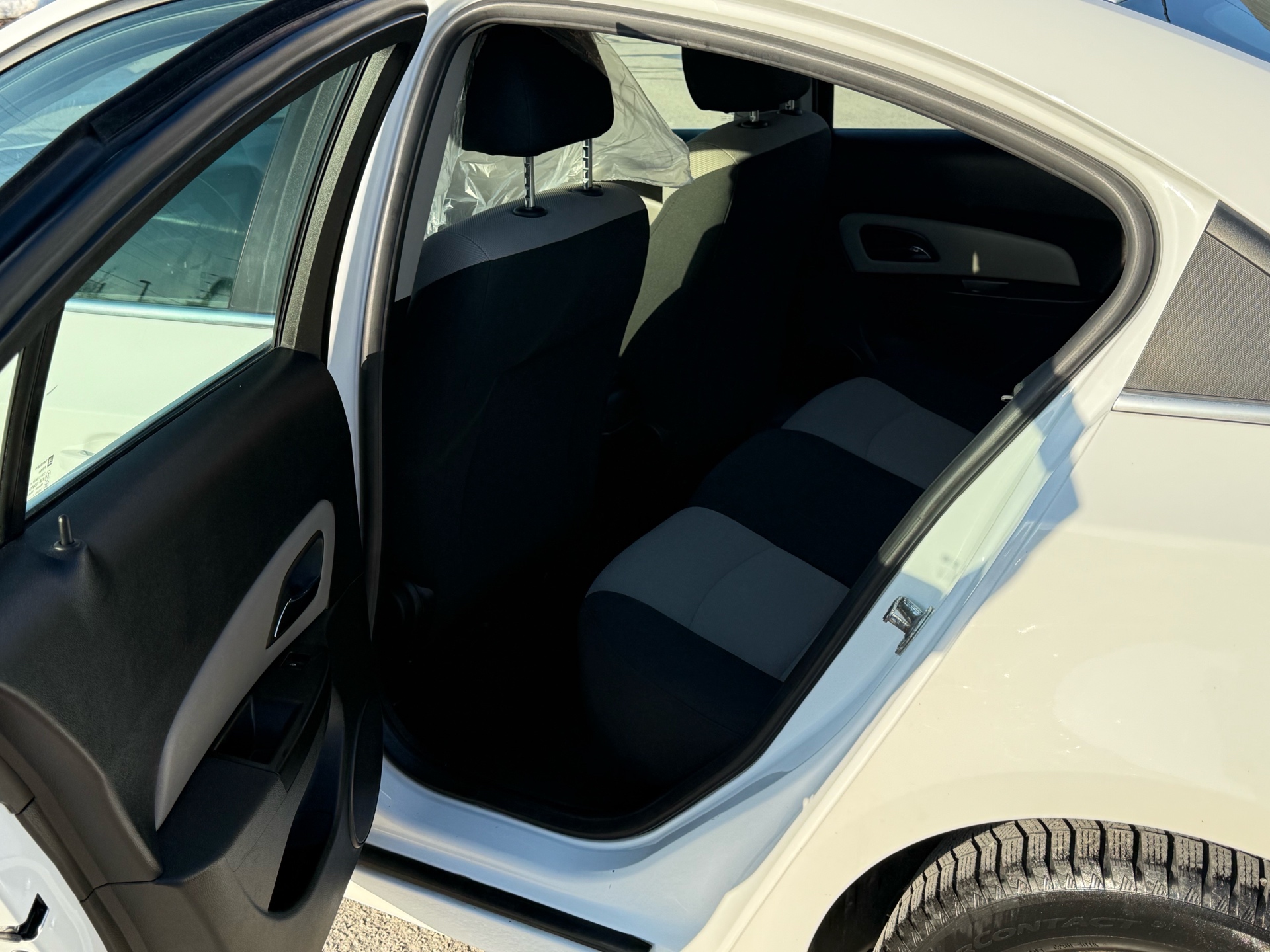 /carage/2012-Chevrolet-Cruze-5746993298001402.jpg
