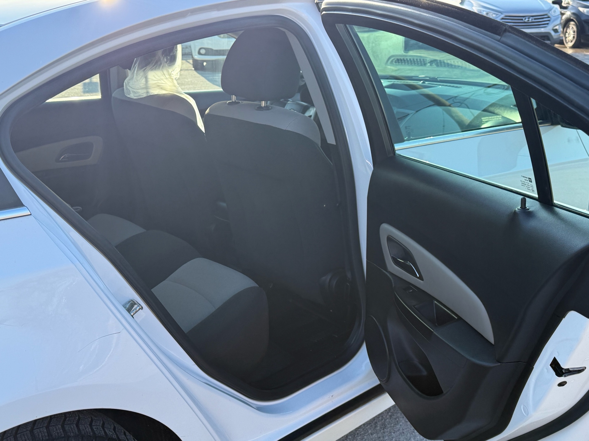 /carage/2012-Chevrolet-Cruze-657925583775361.jpg