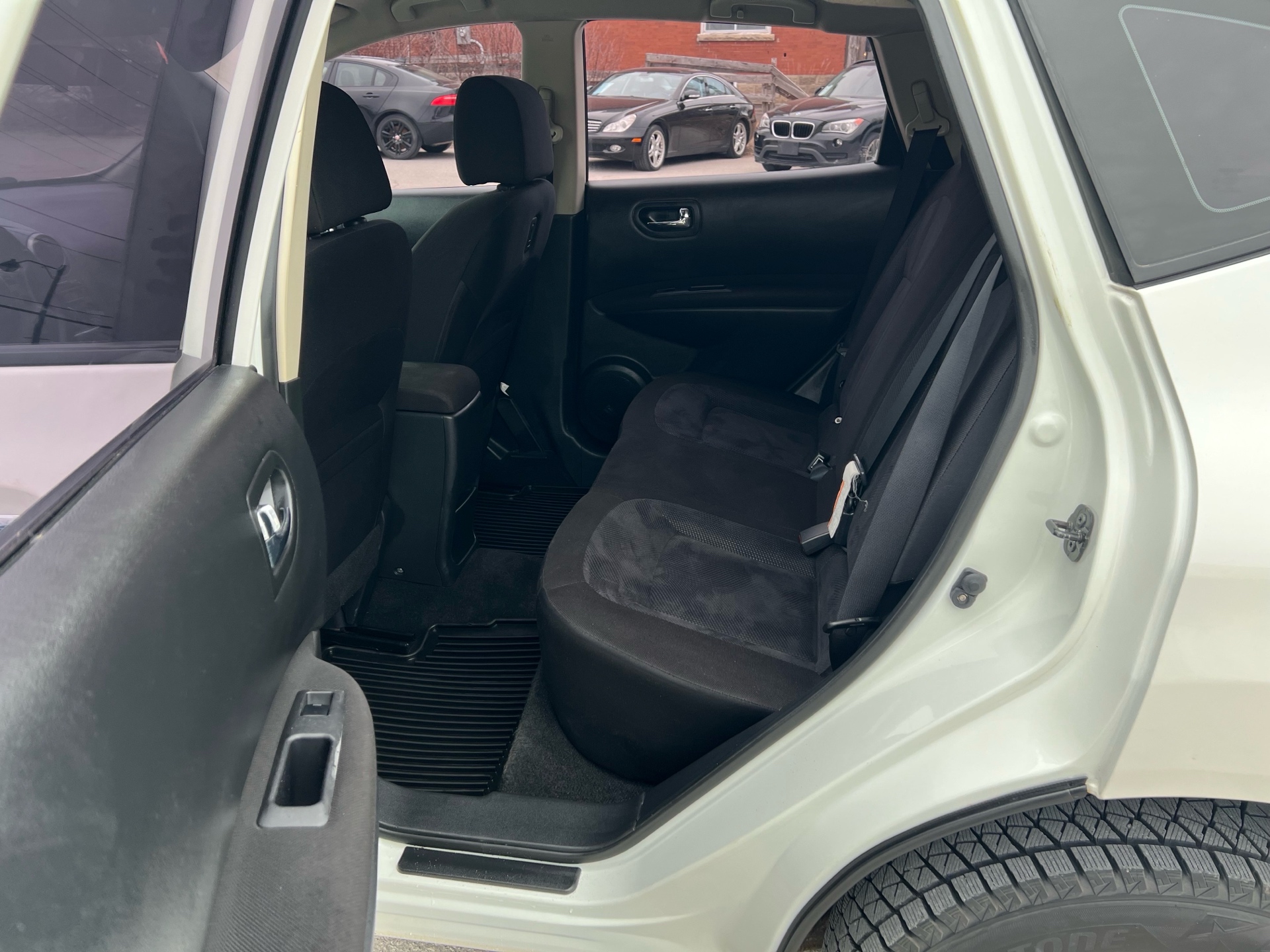 /carage/2013-Nissan-Rogue-6713305682473385.jpg