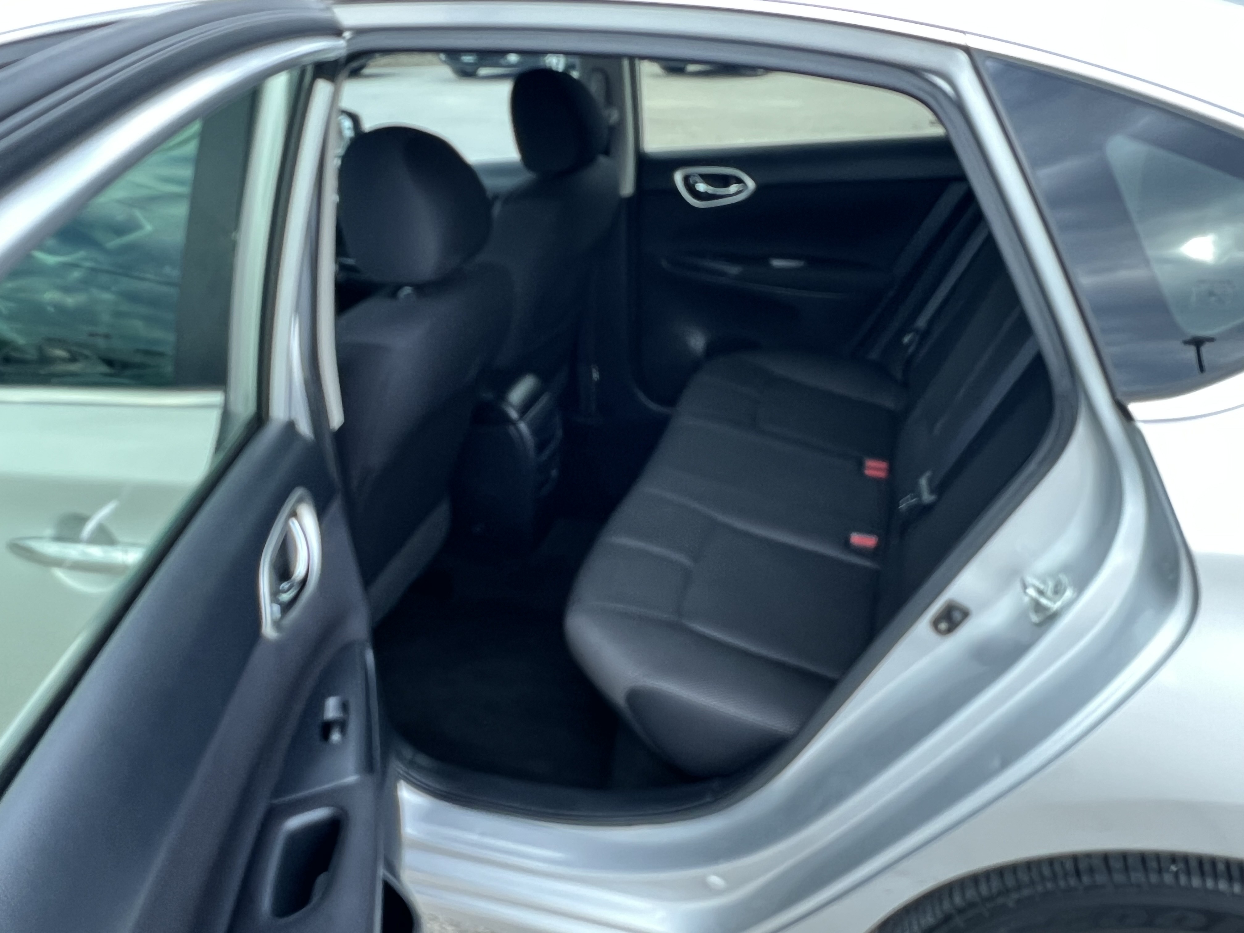 /carage/2013-Nissan-Sentra-6300349069719626.jpg