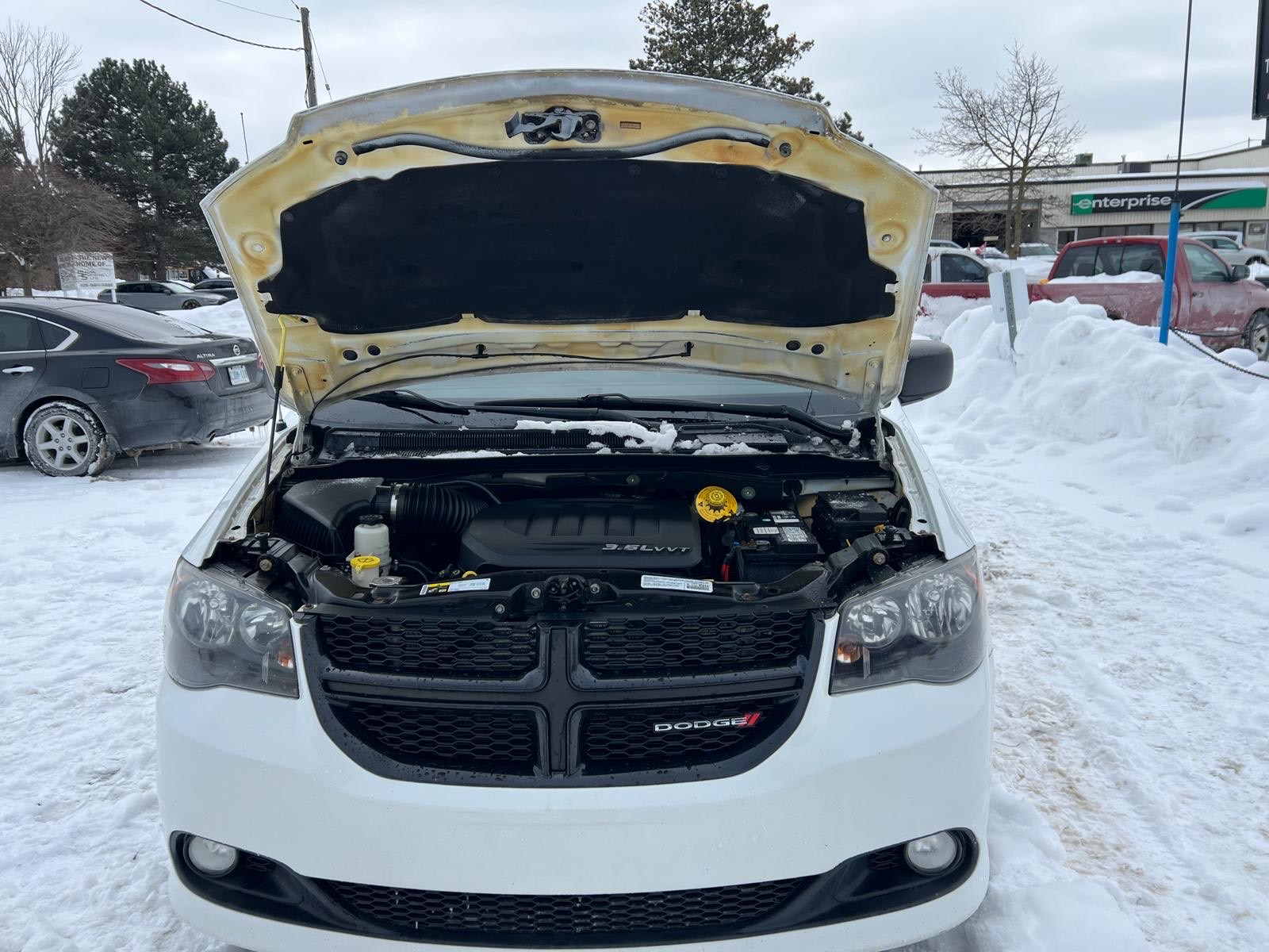 /carage/2014-Dodge-GrandCaravan-6831127454934327.jpg