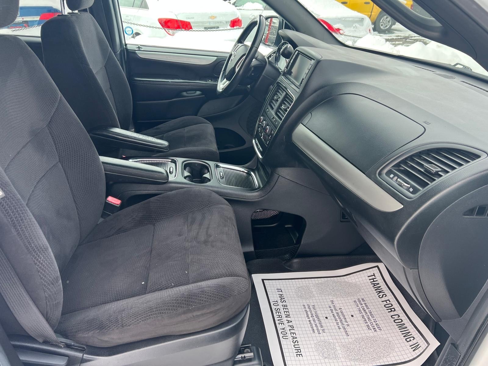 /carage/2014-Dodge-GrandCaravan-9703406070954943.jpg