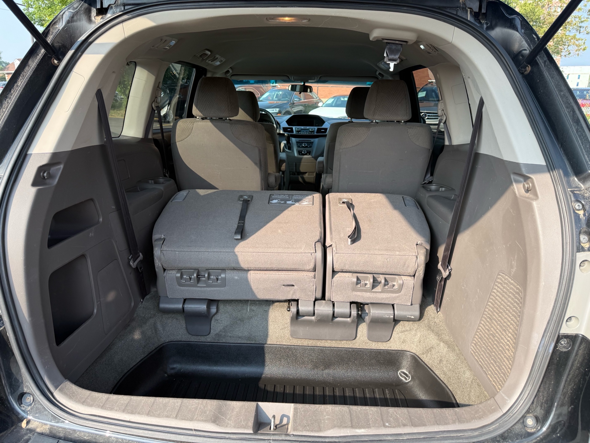 /carage/2014-Honda-Odyssey-81831509417711.jpg