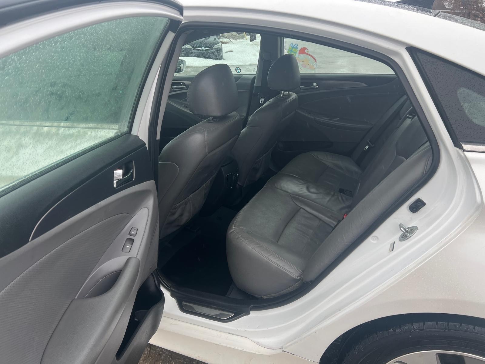 /carage/2015-Hyundai-SonataHybrid-6317644678792094.jpg