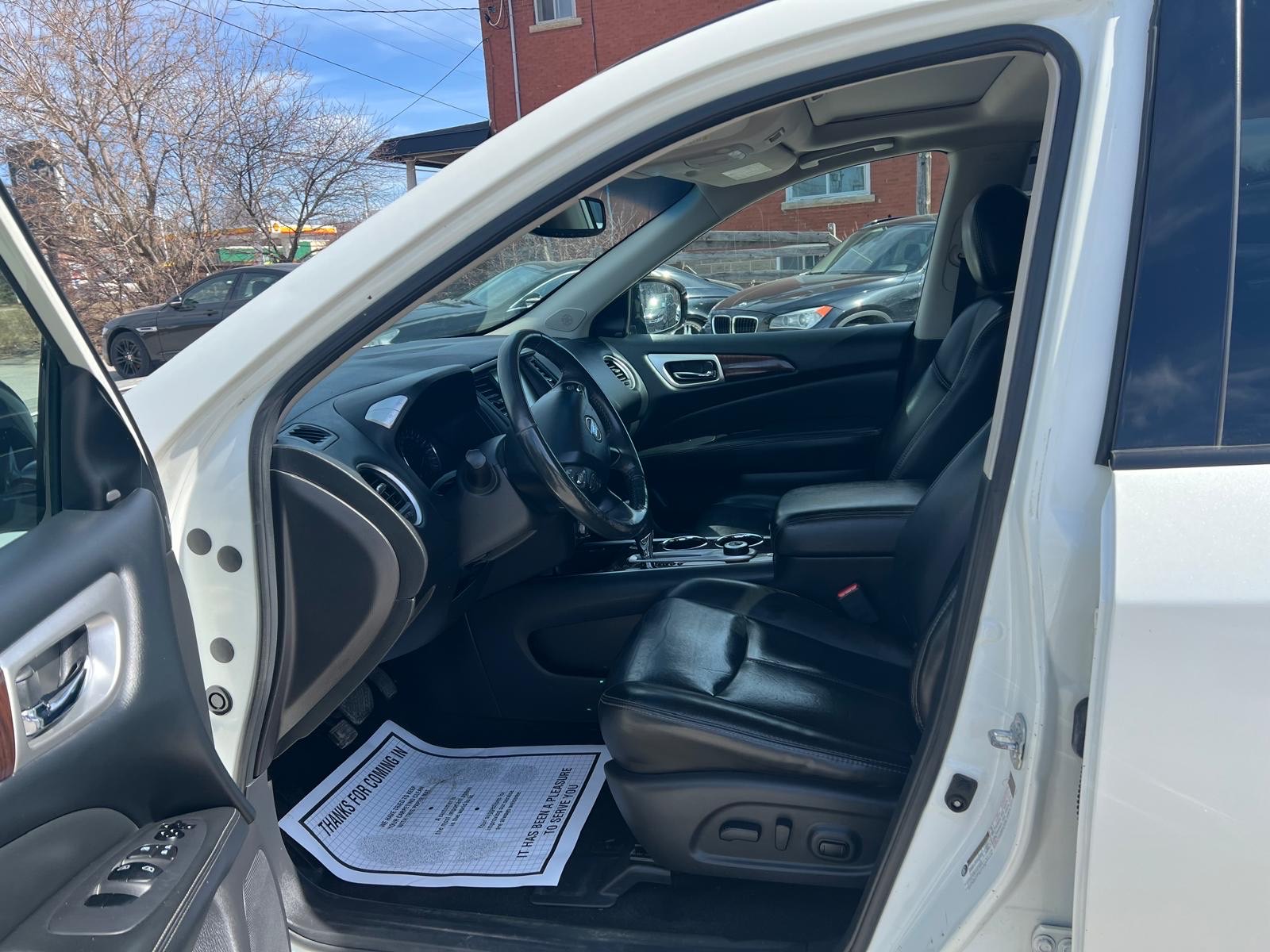 /carage/2016-Nissan-Pathfinder-2536981654245467.jpg