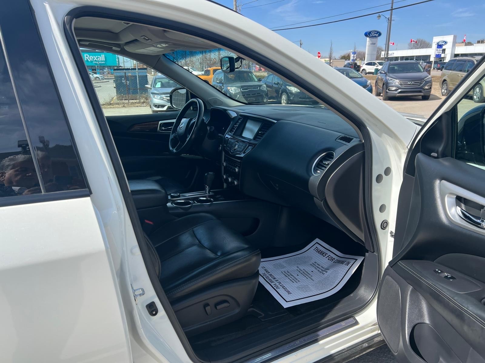 /carage/2016-Nissan-Pathfinder-533778844024863.jpg