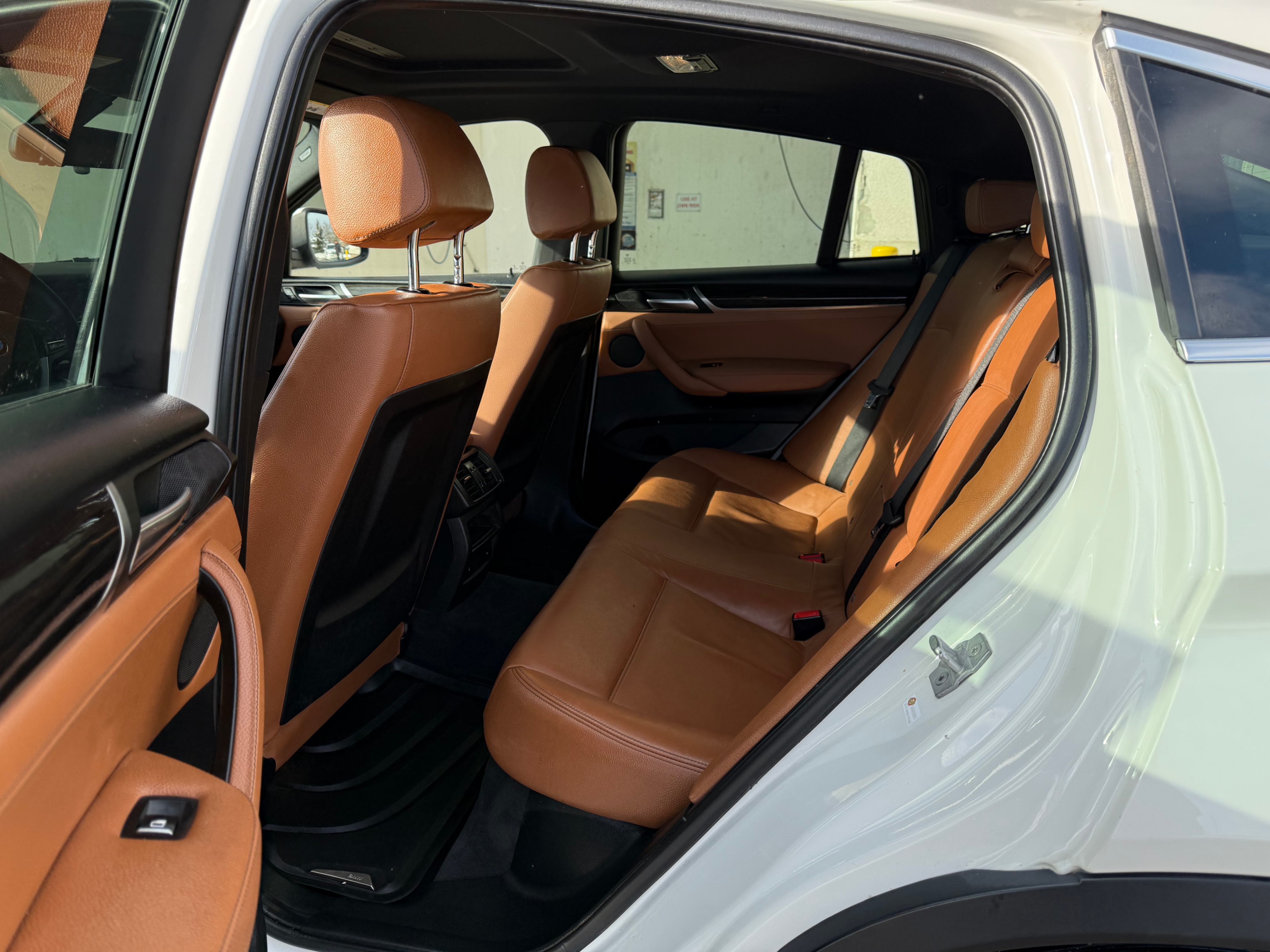 /carage/2017-BMW-X4-6379857622305025.jpg