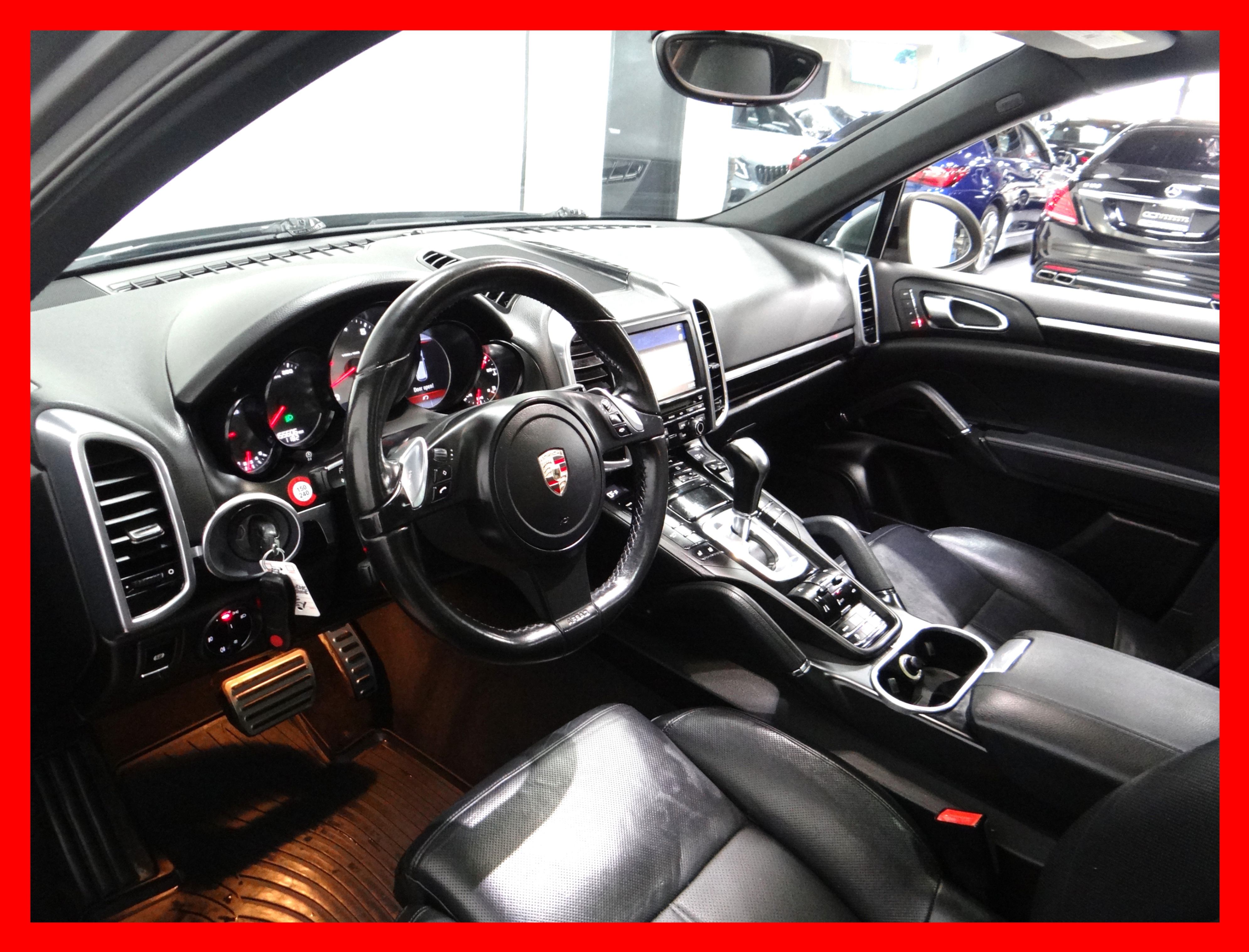 /carconnectiontoronto/2011-Porsche-Cayenne-44796325834588835.jpg
