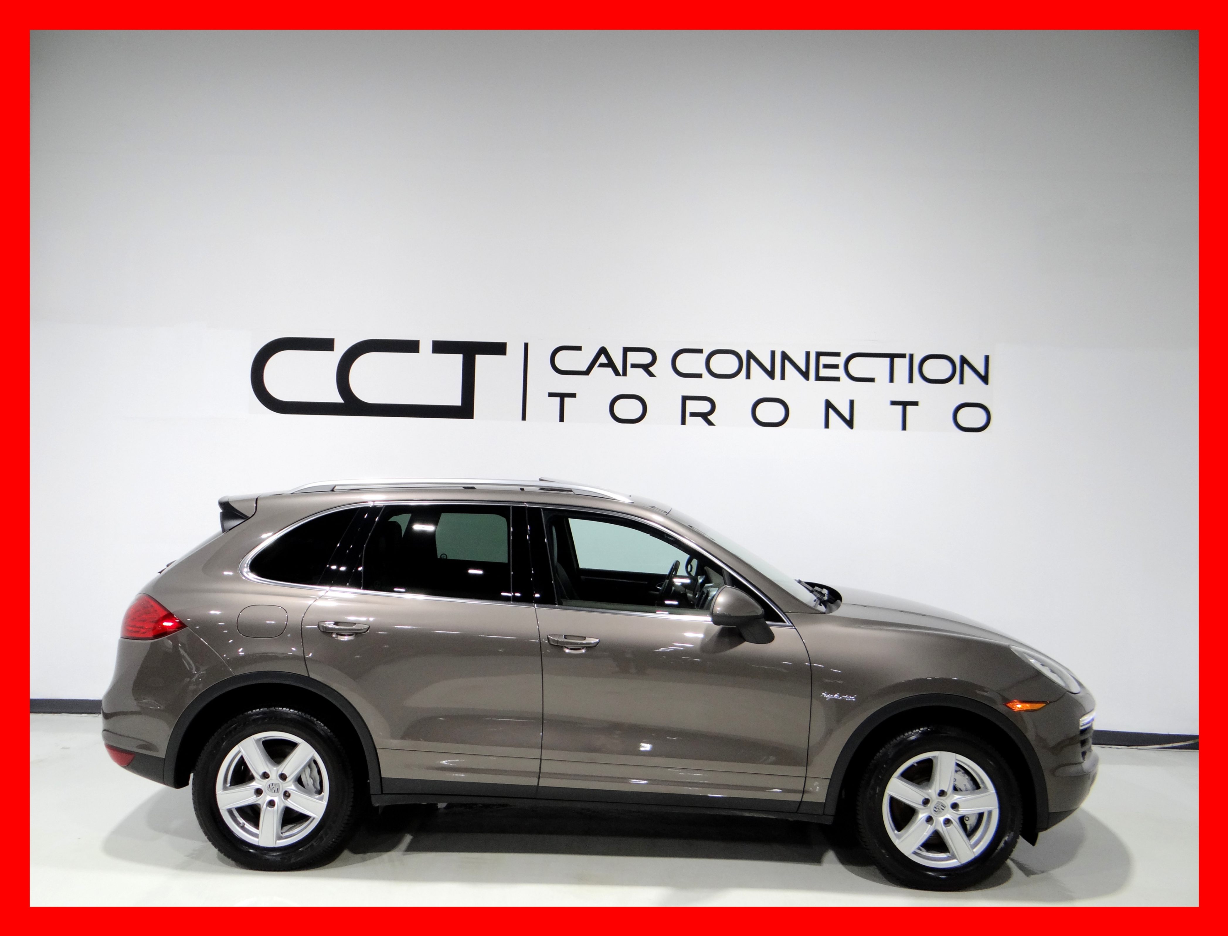 /carconnectiontoronto/2011-Porsche-Cayenne-8222968432165185.jpg