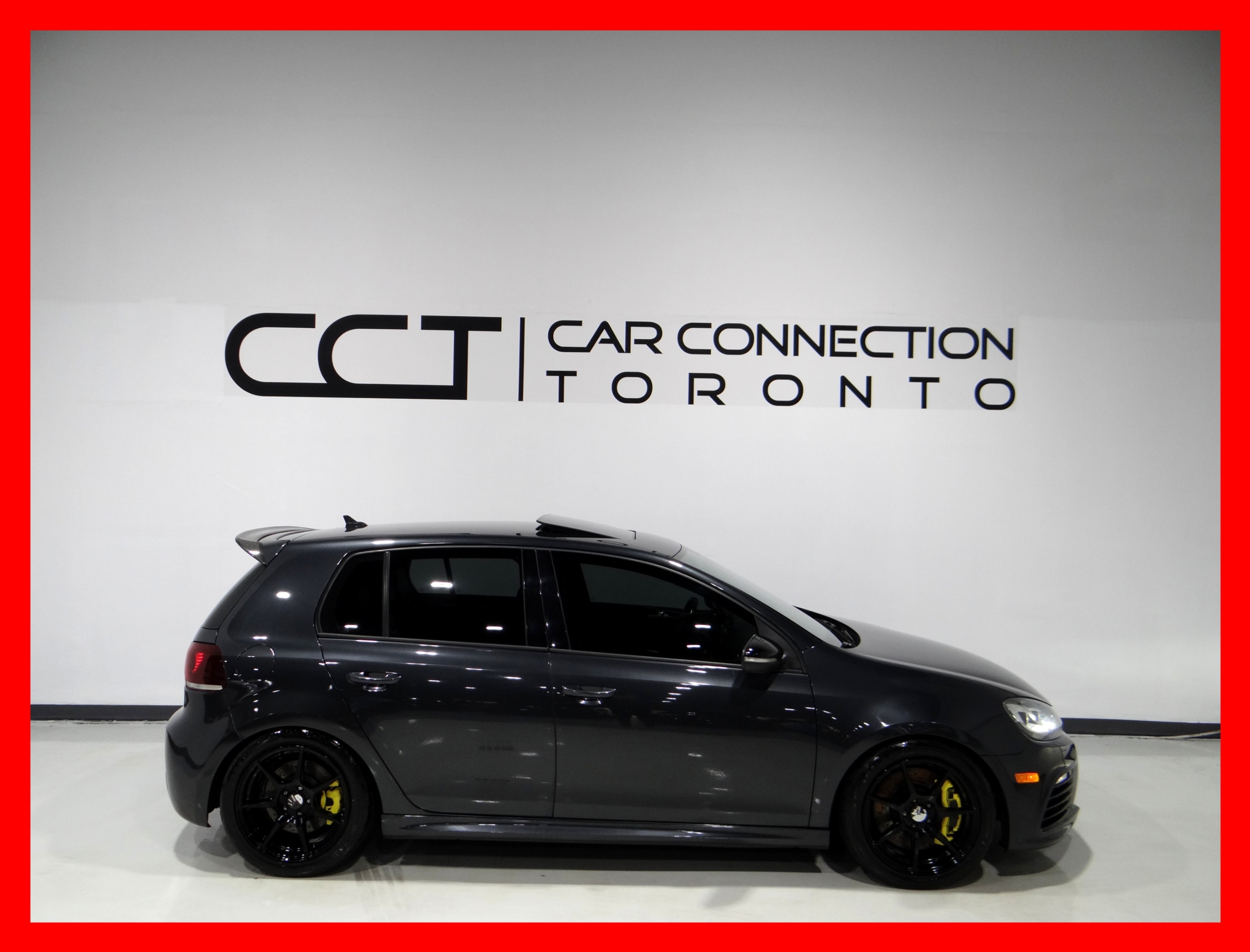 /carconnectiontoronto/2012-Volkswagen-GolfR-030510452556668177.jpg