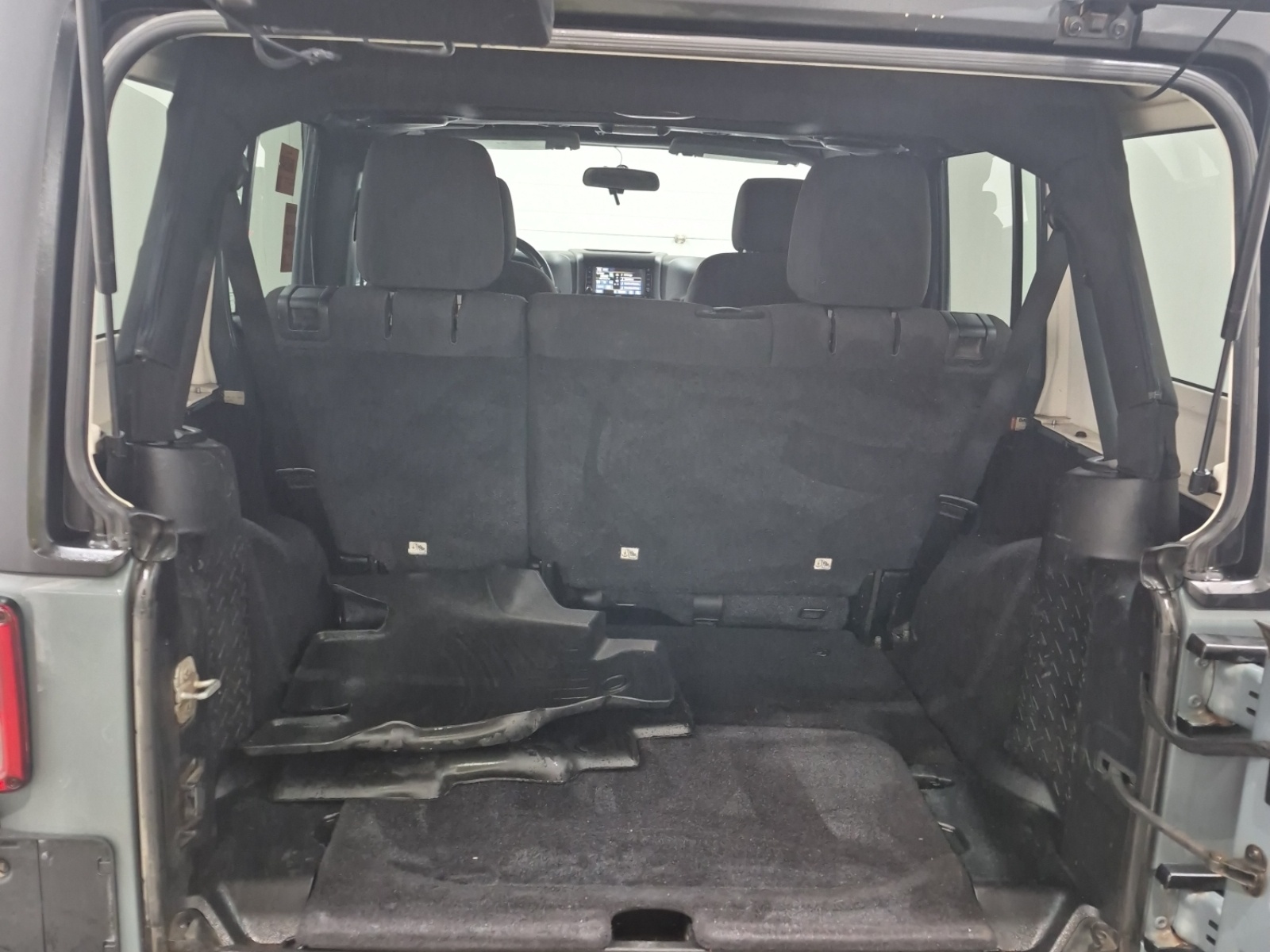 /carconnectiontoronto/2014-Jeep-WRANGLERUNLIMITED-997265865698818.jpg