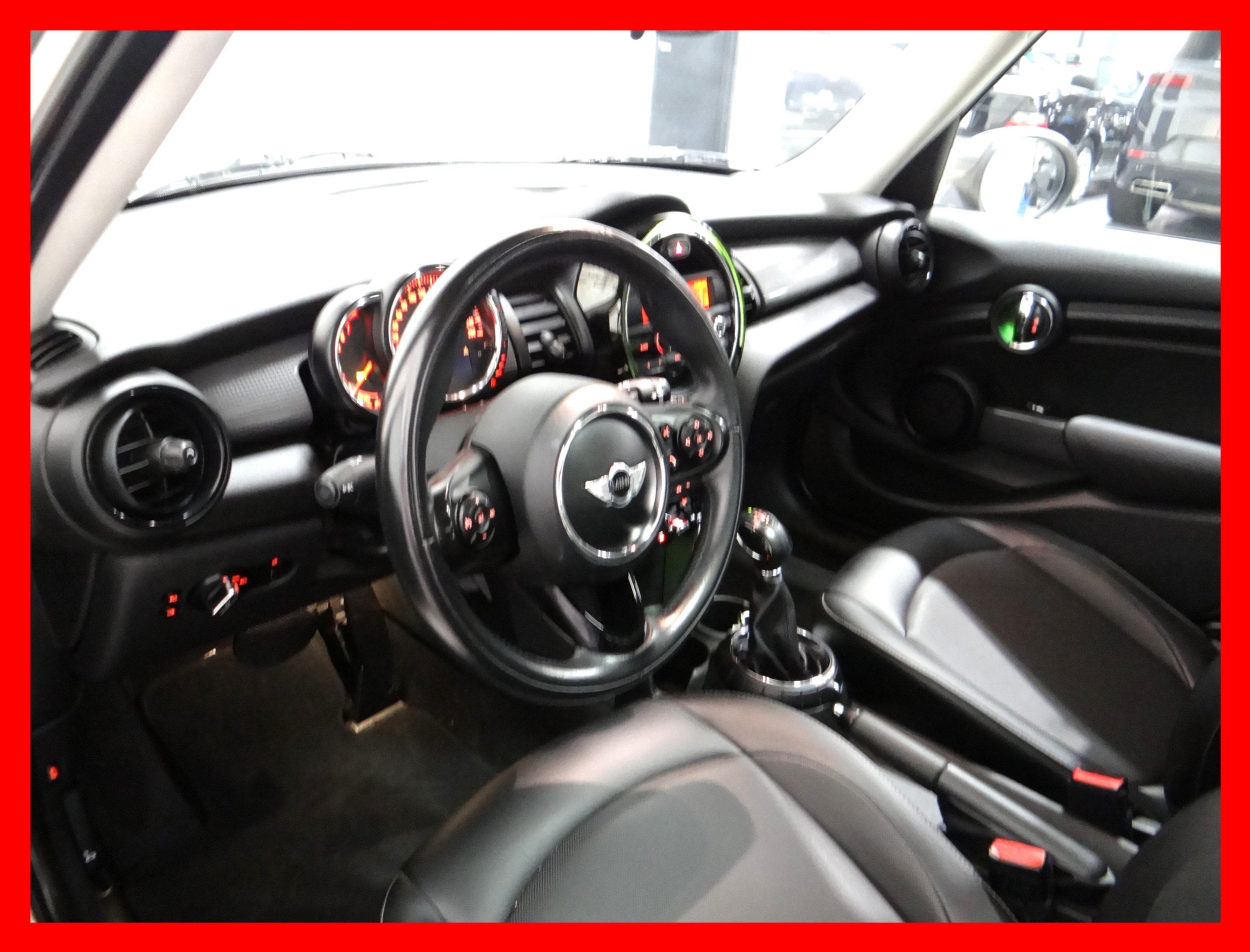 /carconnectiontoronto/2015-MINI-Cooper5-6877390812862432.jpg