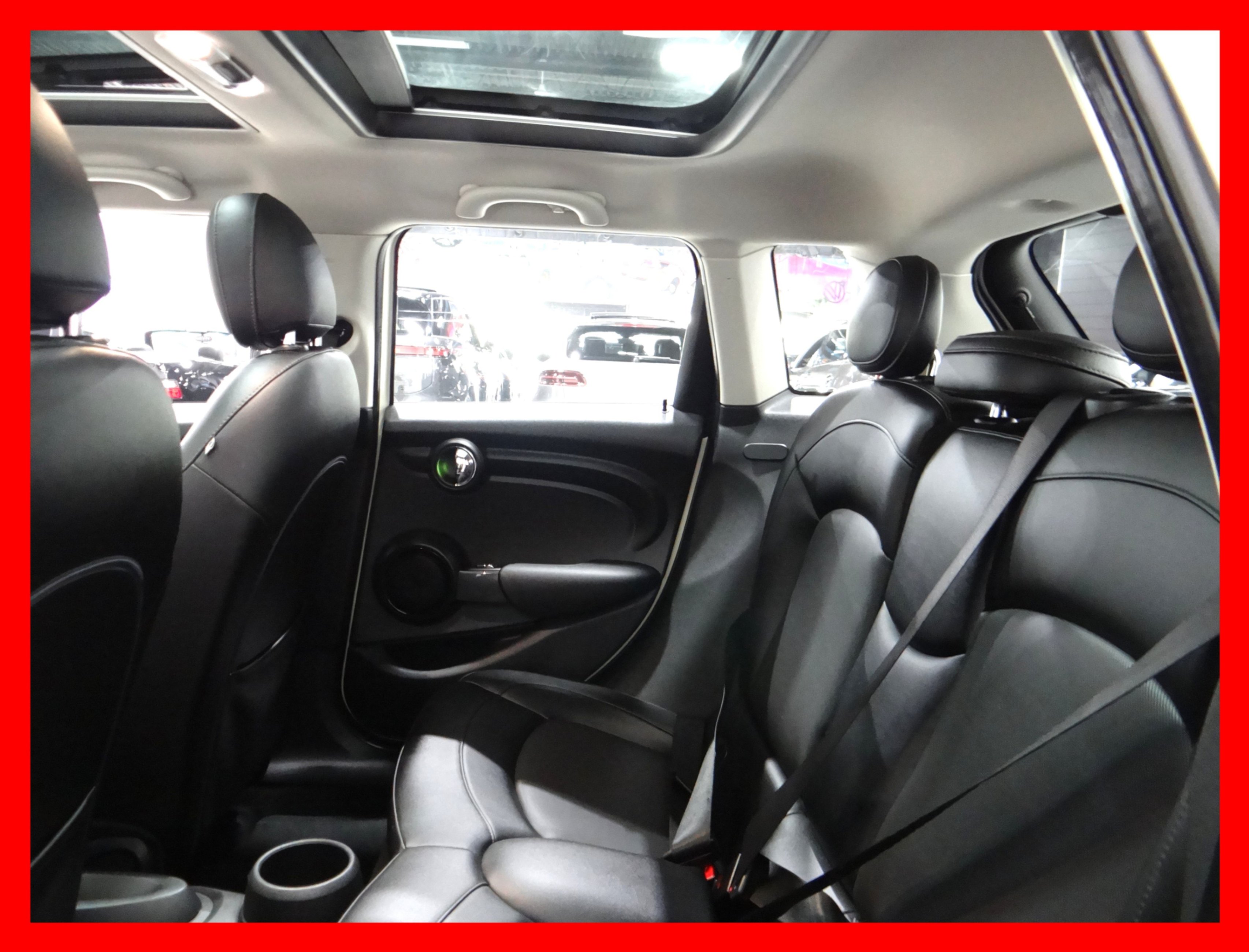 /carconnectiontoronto/2015-MINI-Cooper5-8491277125011902.jpg