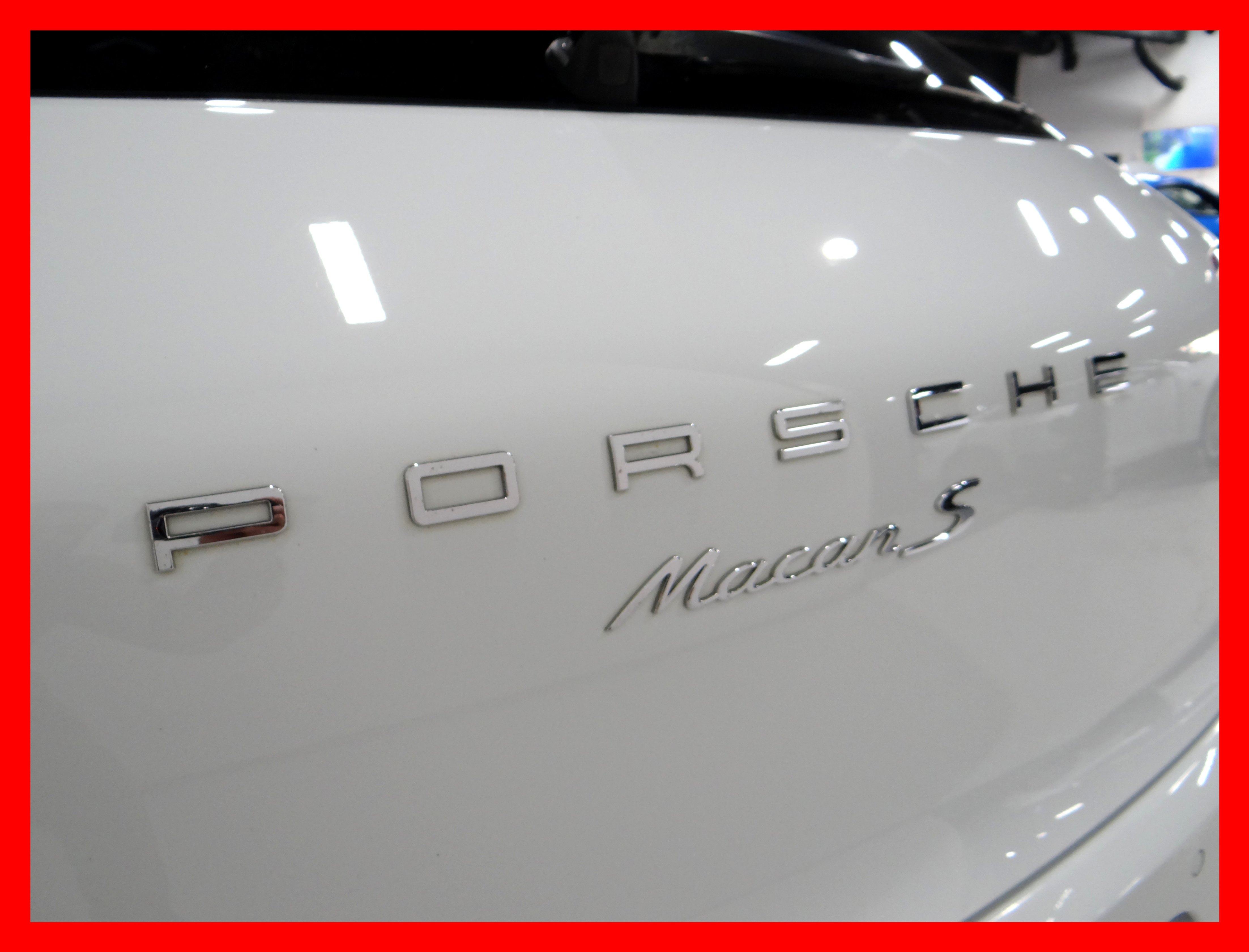 /carconnectiontoronto/2015-Porsche-Macan-183615026323396.jpg