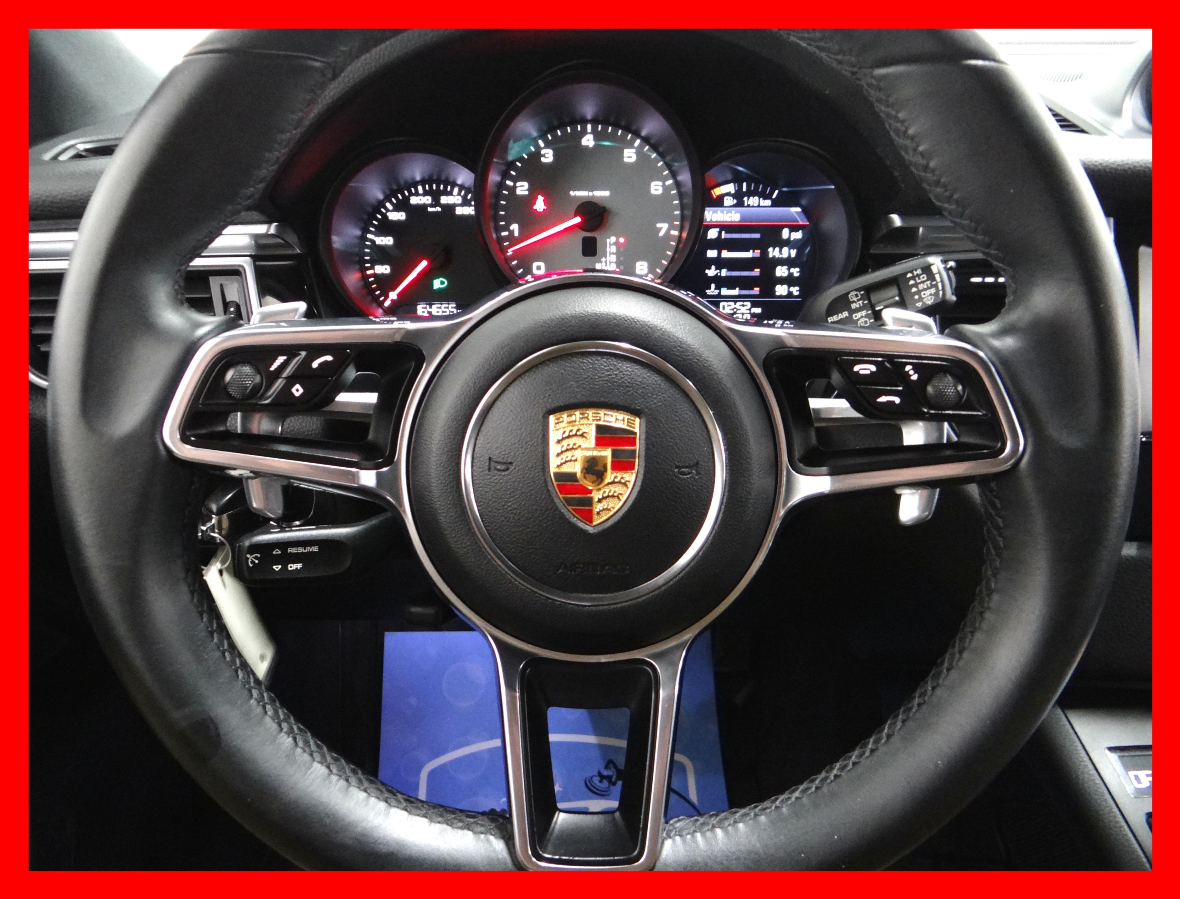 /carconnectiontoronto/2015-Porsche-Macan-6854512689255405.jpg