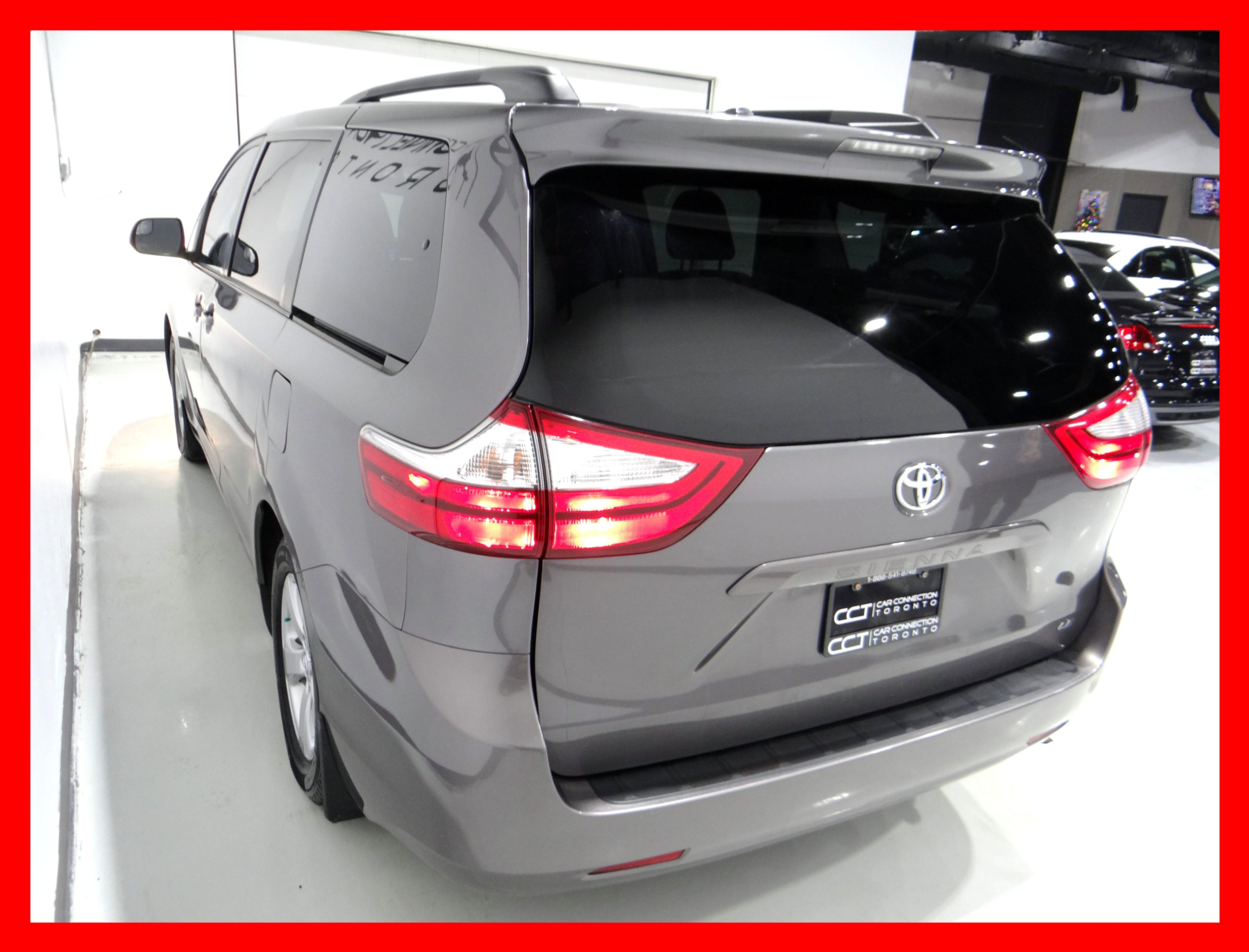 /carconnectiontoronto/2015-Toyota-Sienna-732738393904157.jpg