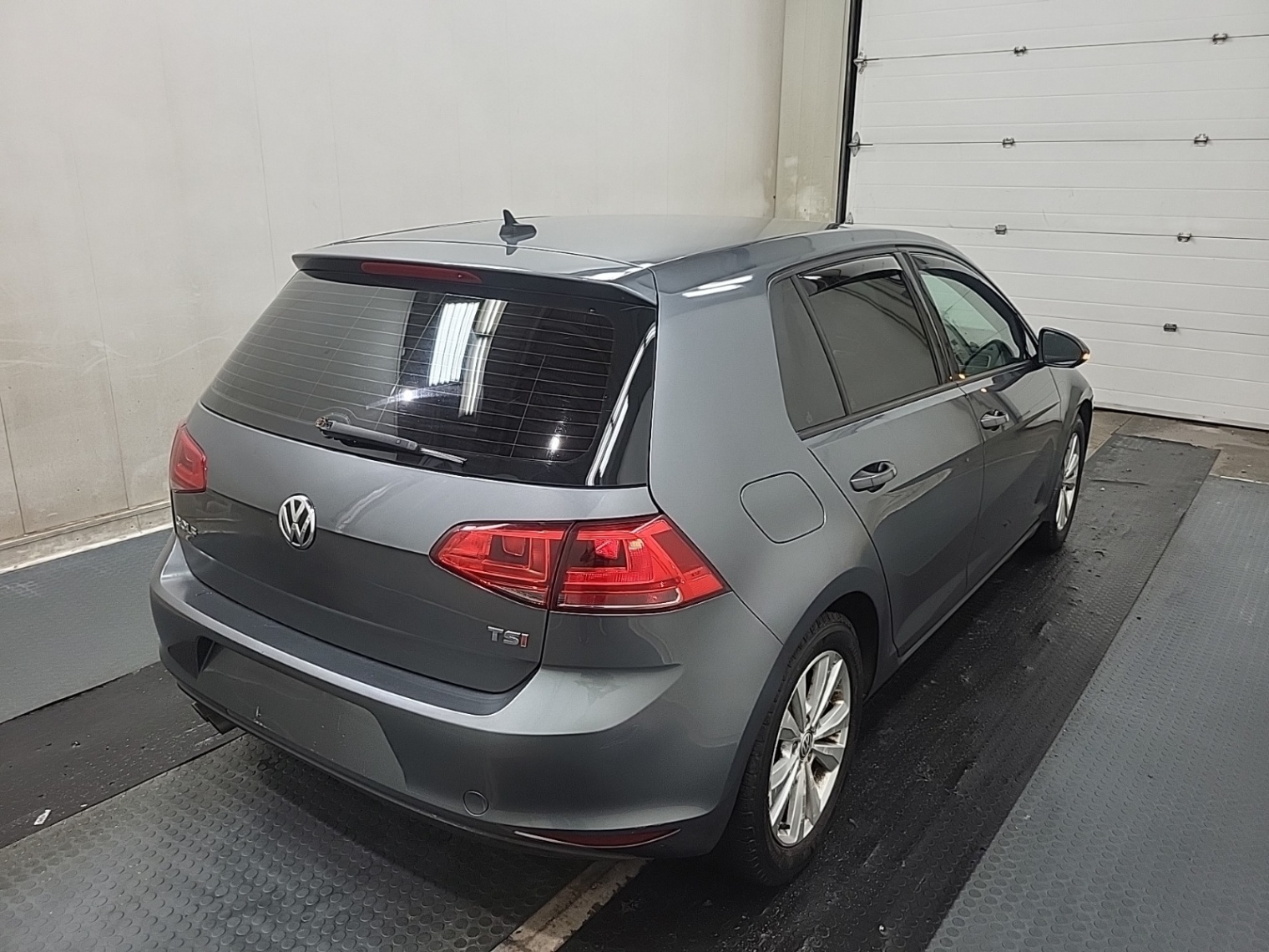 /carconnectiontoronto/2015-Volkswagen-Golf-2369038180510883.jpg
