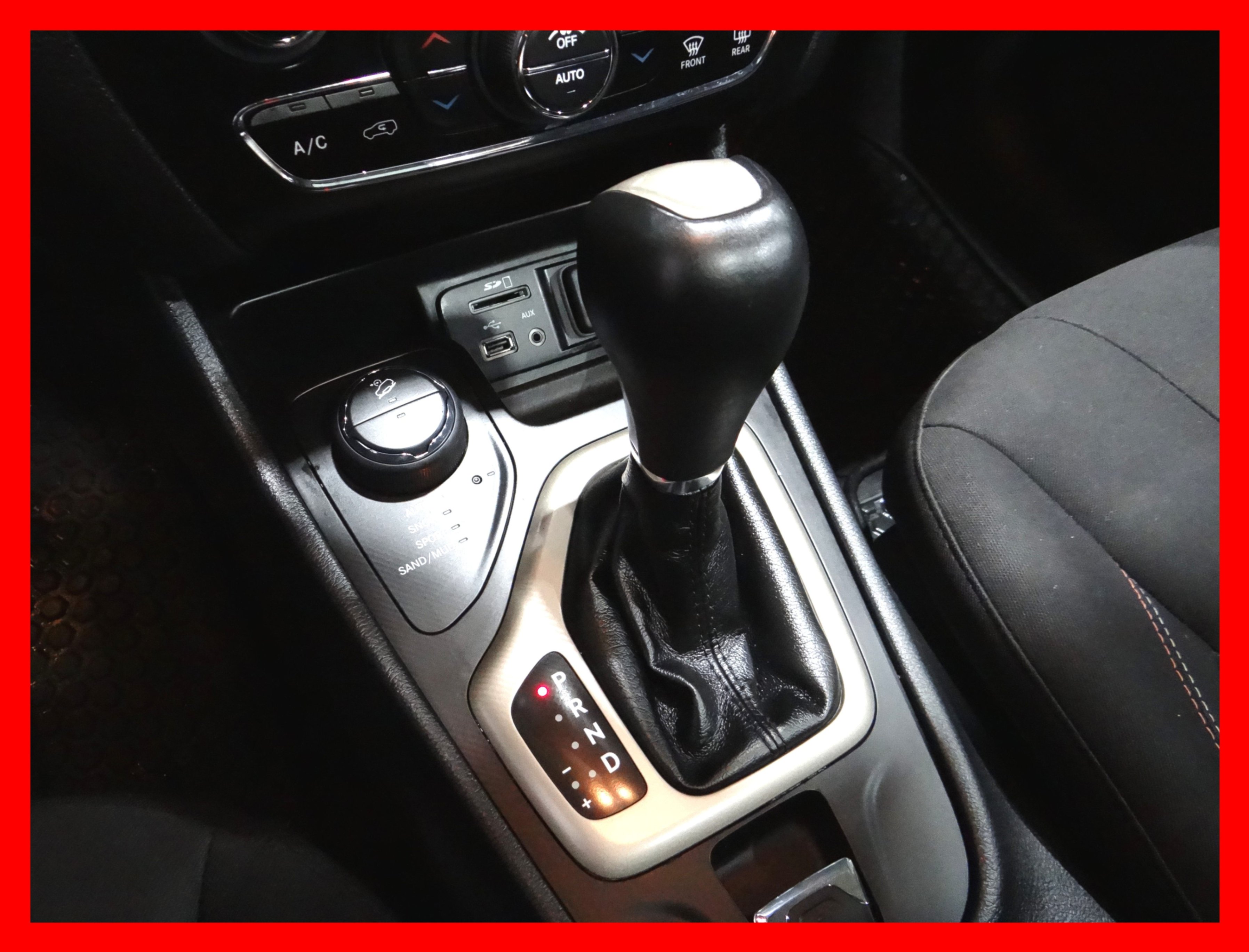/carconnectiontoronto/2016-Jeep-Cherokee-6370846210589427.jpg