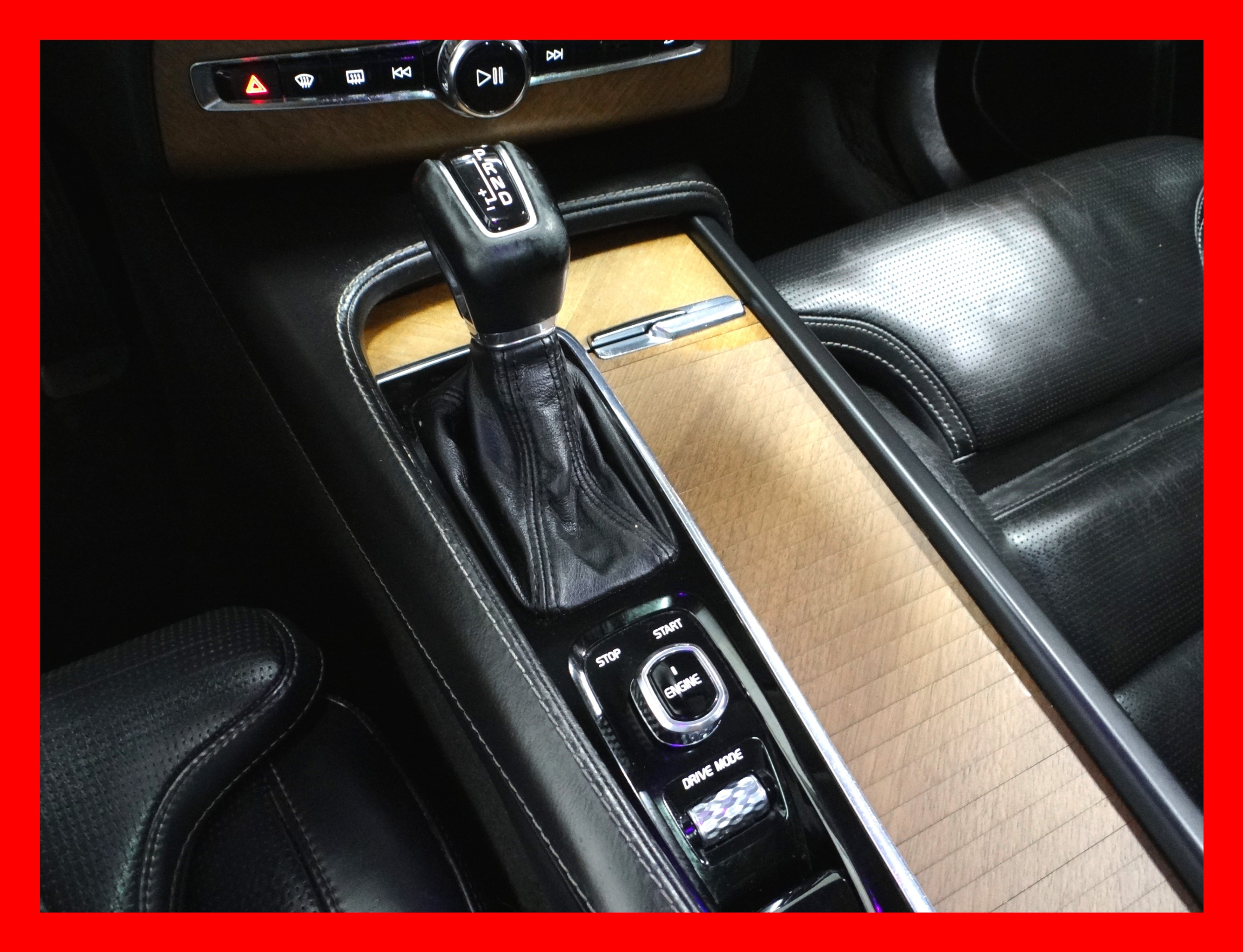 /carconnectiontoronto/2016-Volvo-XC90-133541561930143.jpg