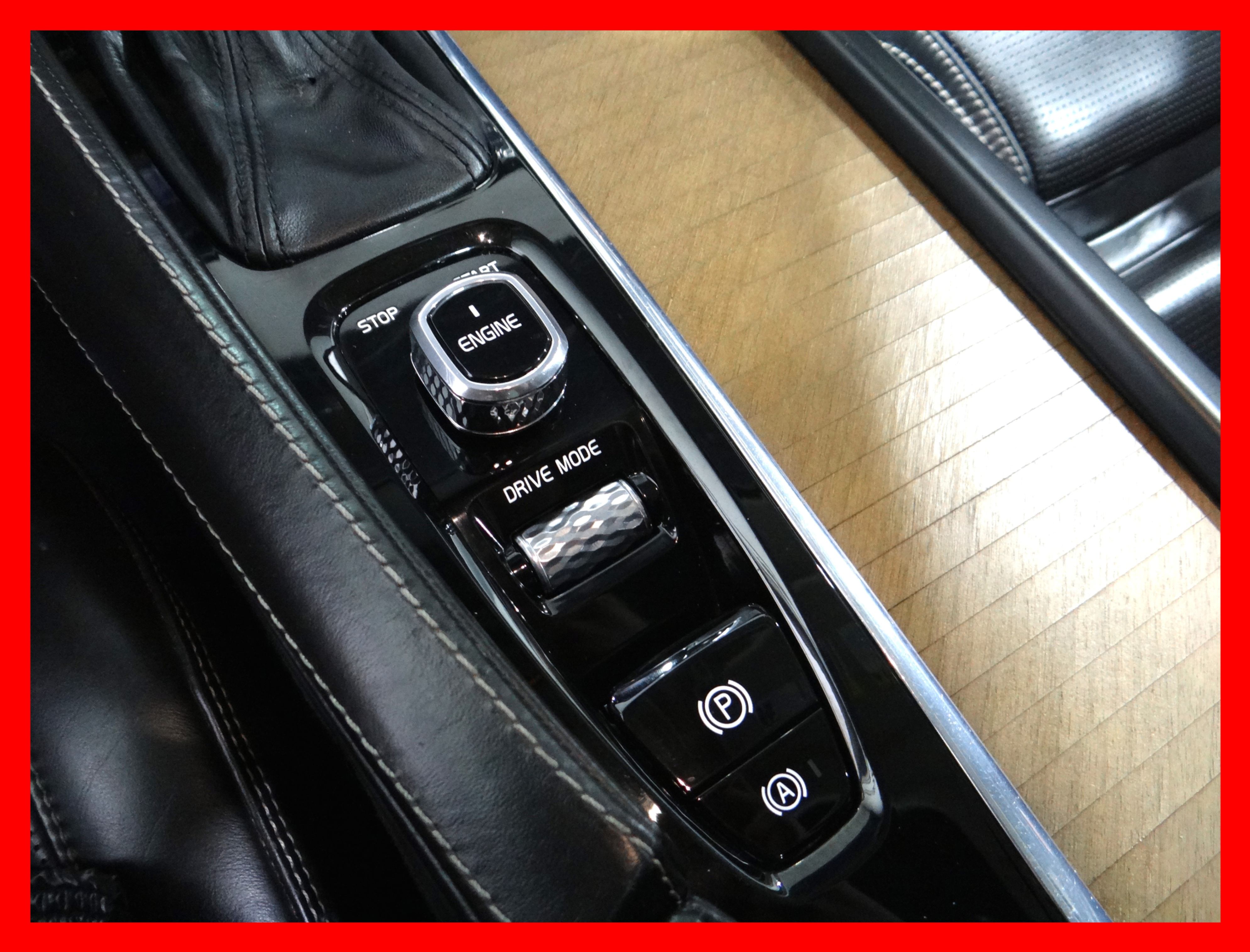 /carconnectiontoronto/2016-Volvo-XC90-7564839016615852.jpg
