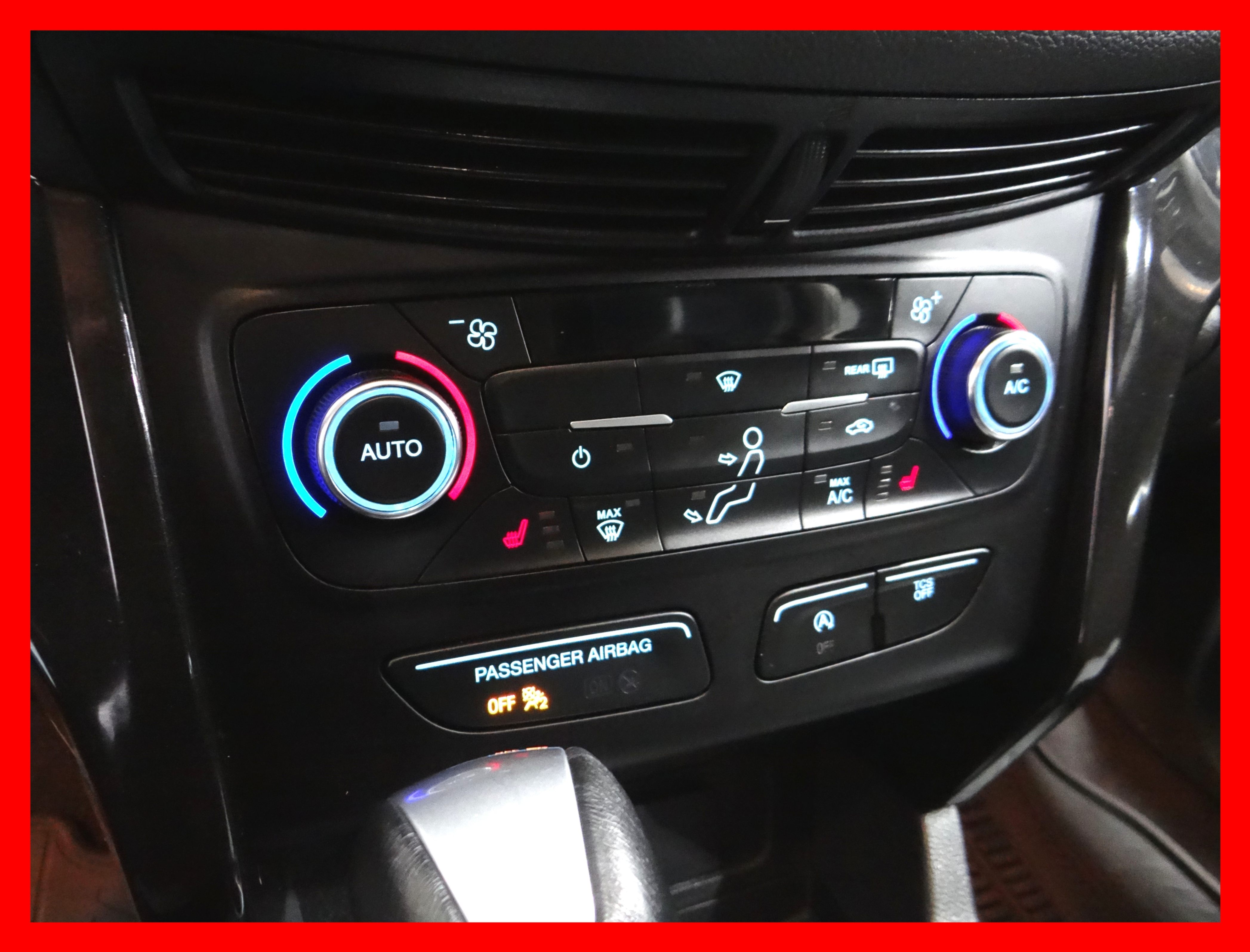 /carconnectiontoronto/2017-Ford-Escape-27652561337111337.jpg