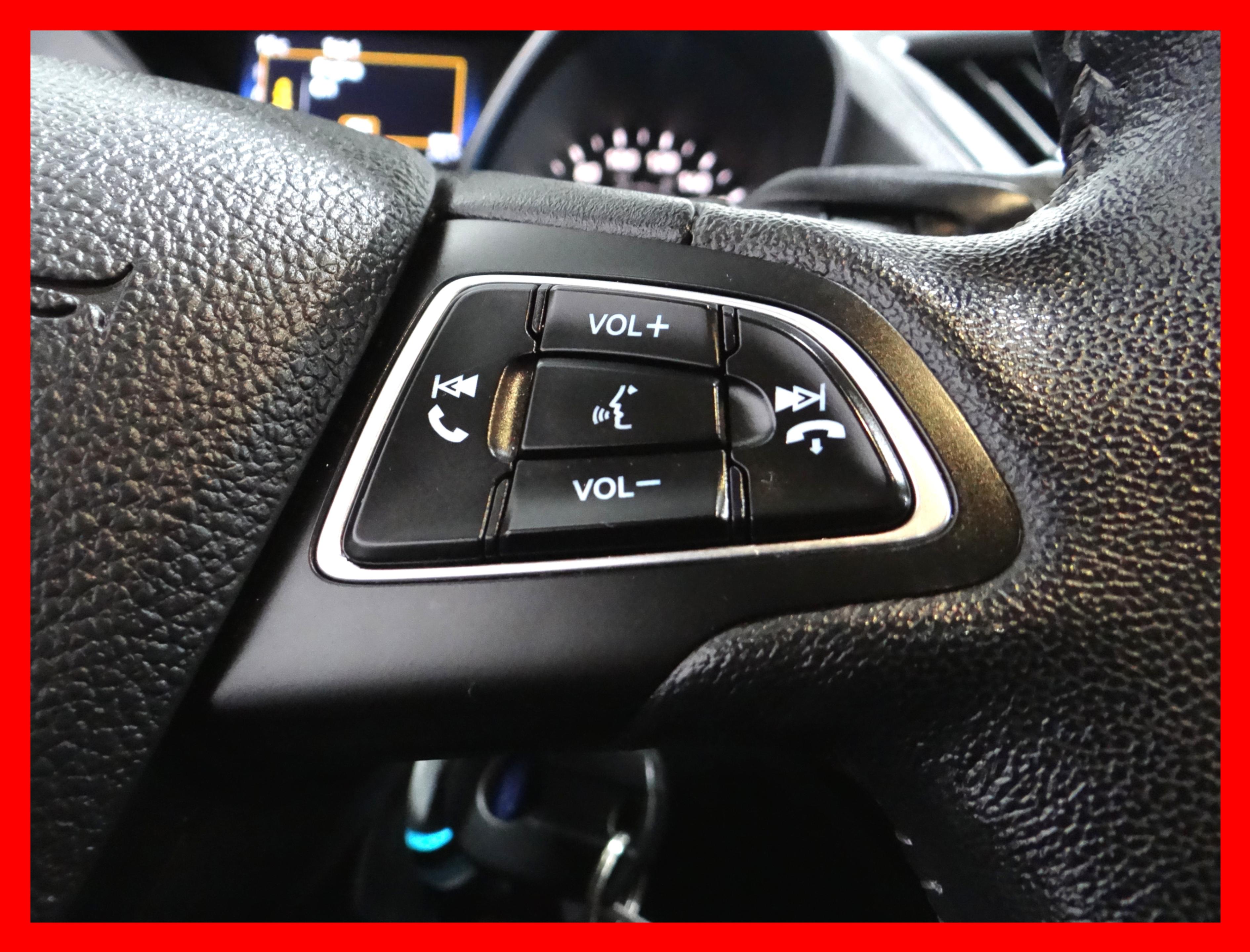 /carconnectiontoronto/2017-Ford-Escape-5878245504197663.jpg