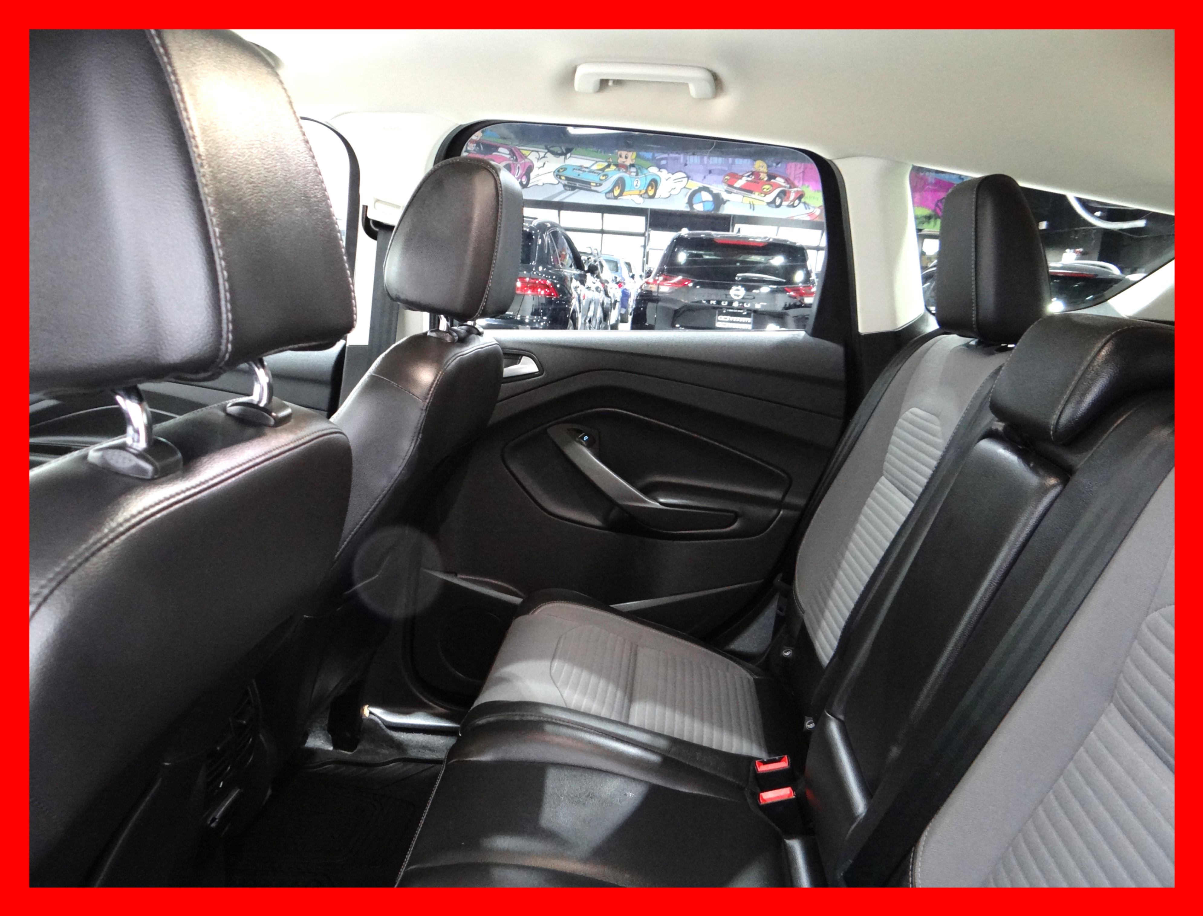 /carconnectiontoronto/2017-Ford-Escape-6094032813042838.jpg