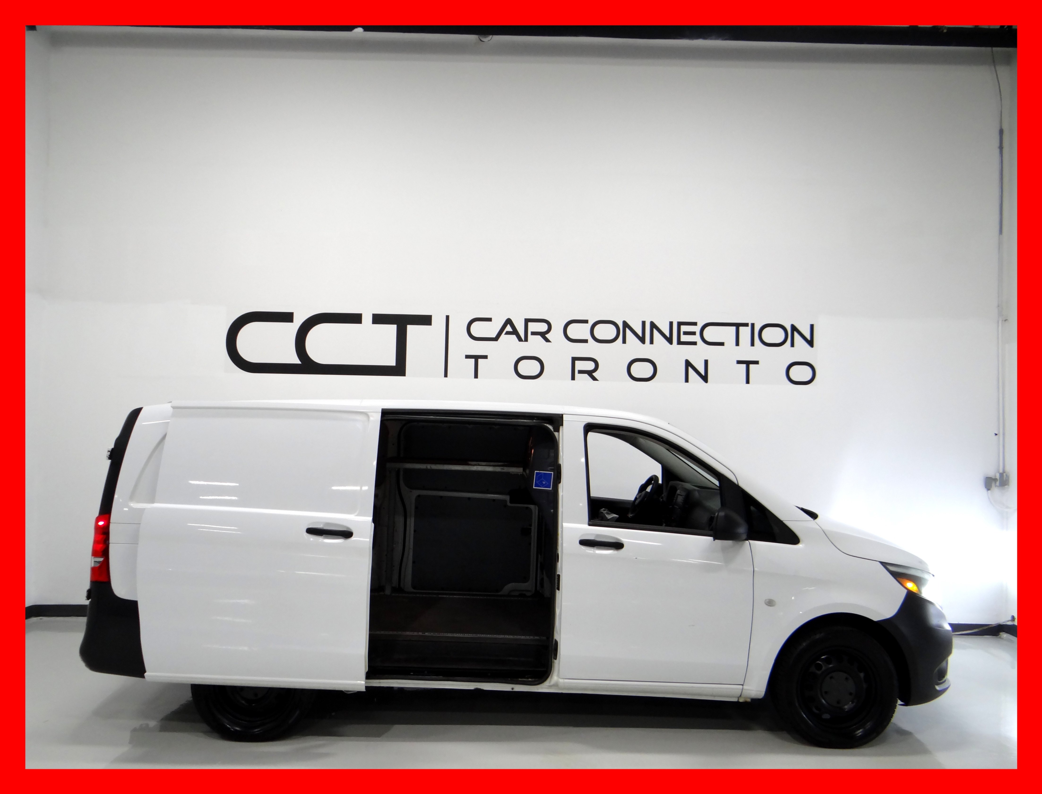 /carconnectiontoronto/2017-Mercedes-Benz-Metris-0601809227554817.jpg