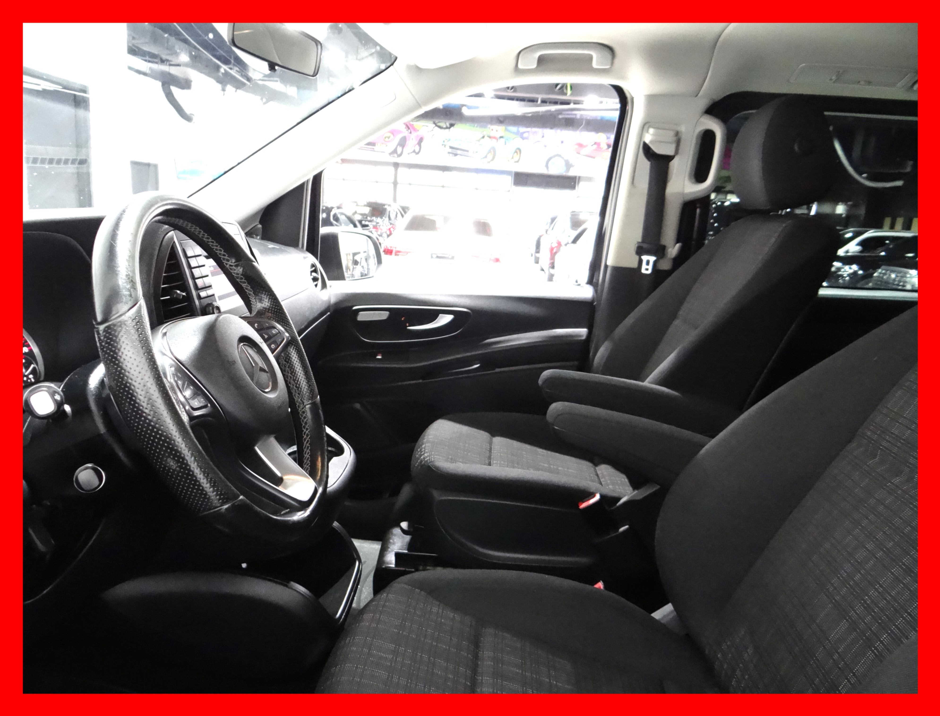 /carconnectiontoronto/2017-Mercedes-Benz-MetrisPassenger-3028321935401619.jpg