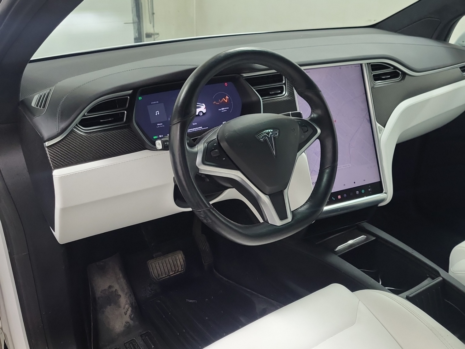 /carconnectiontoronto/2017-Tesla-ModelX-44148628573887616.jpg