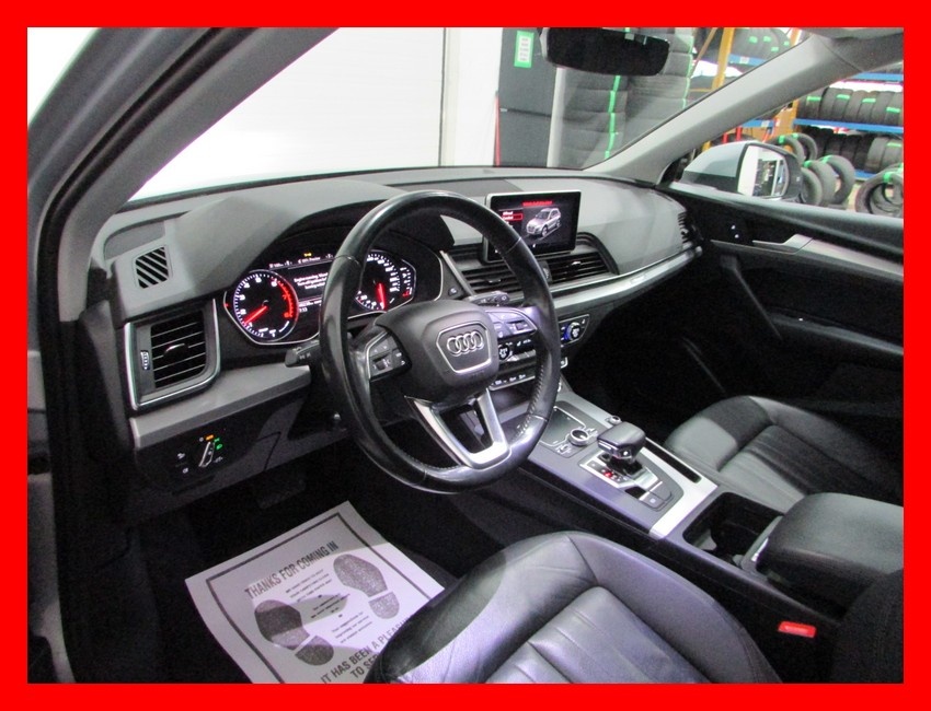 /carconnectiontoronto/2018-Audi-Q5-08190555635381713.jpg