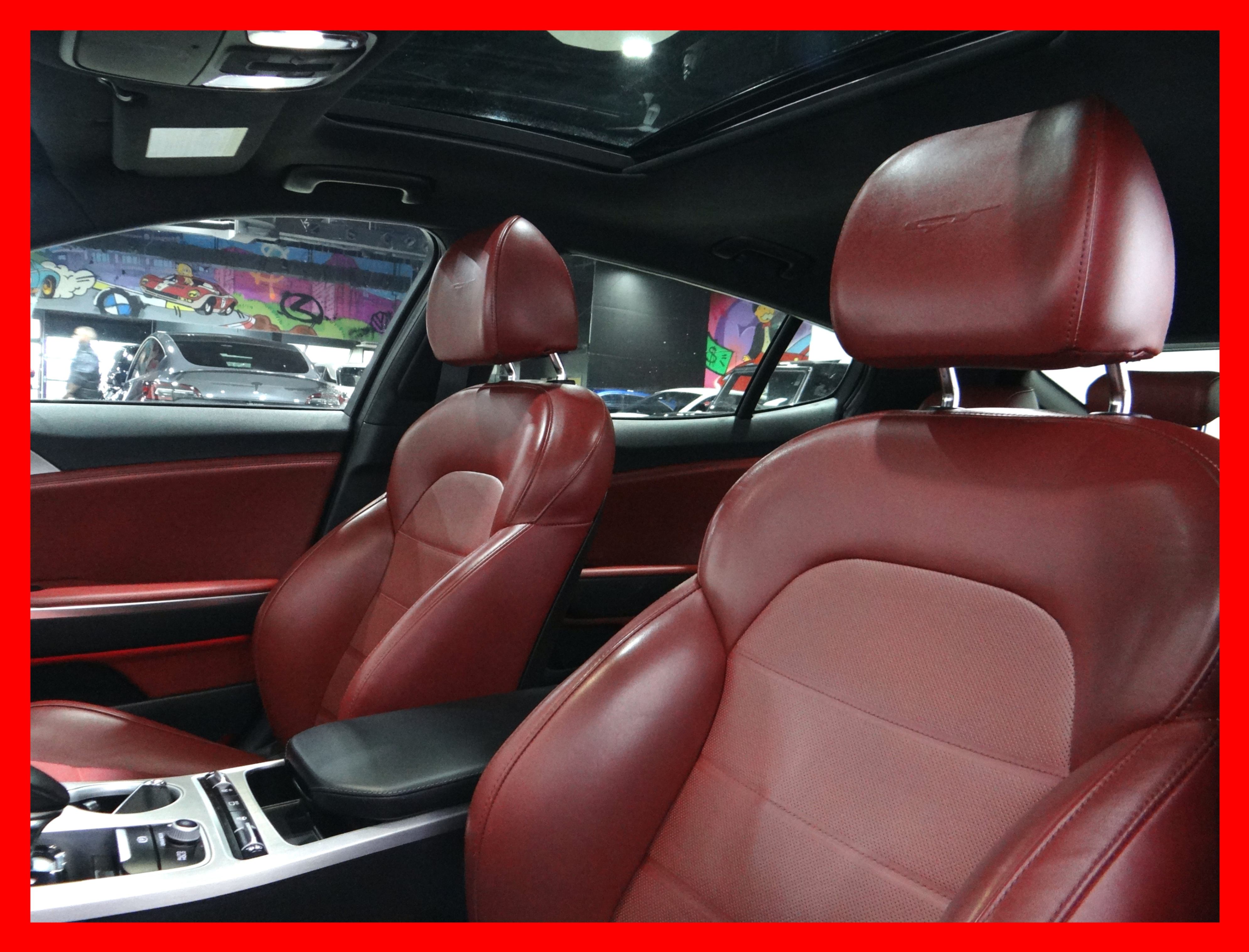 /carconnectiontoronto/2018-Kia-Stinger-31103209242104435.jpg