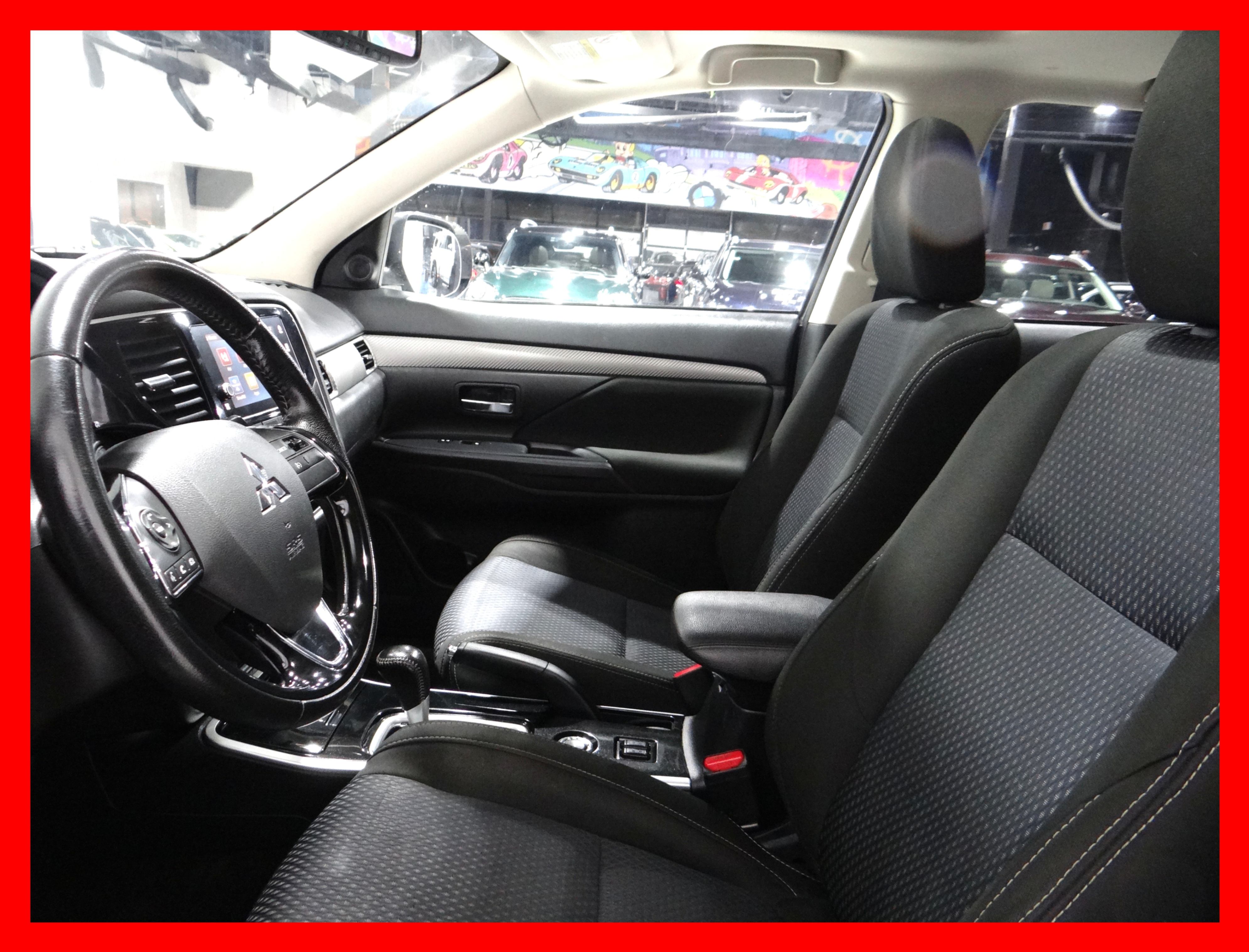 /carconnectiontoronto/2018-Mitsubishi-Outlander-22671606223825758.jpg