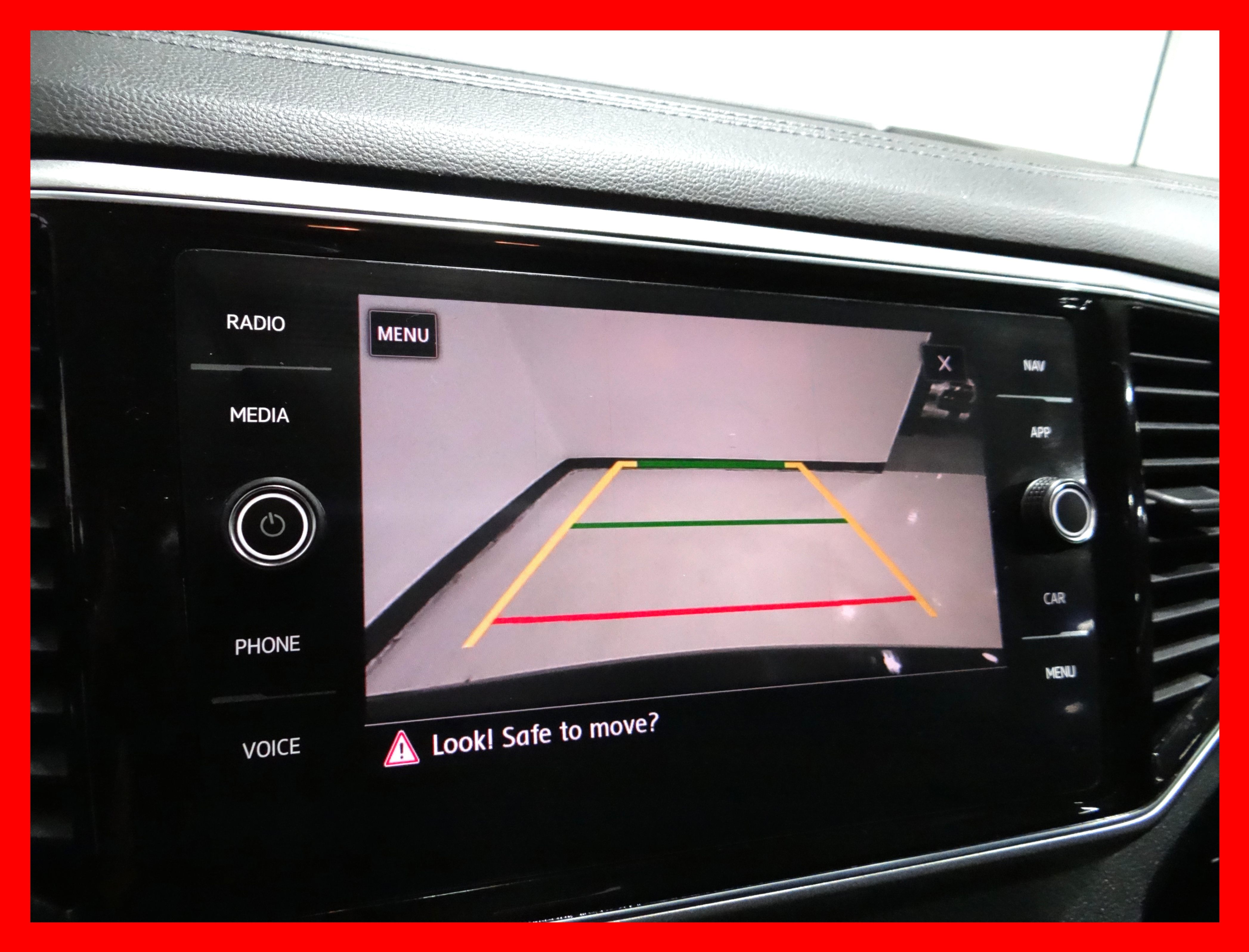 /carconnectiontoronto/2018-Volkswagen-Atlas-24860757508353237.jpg