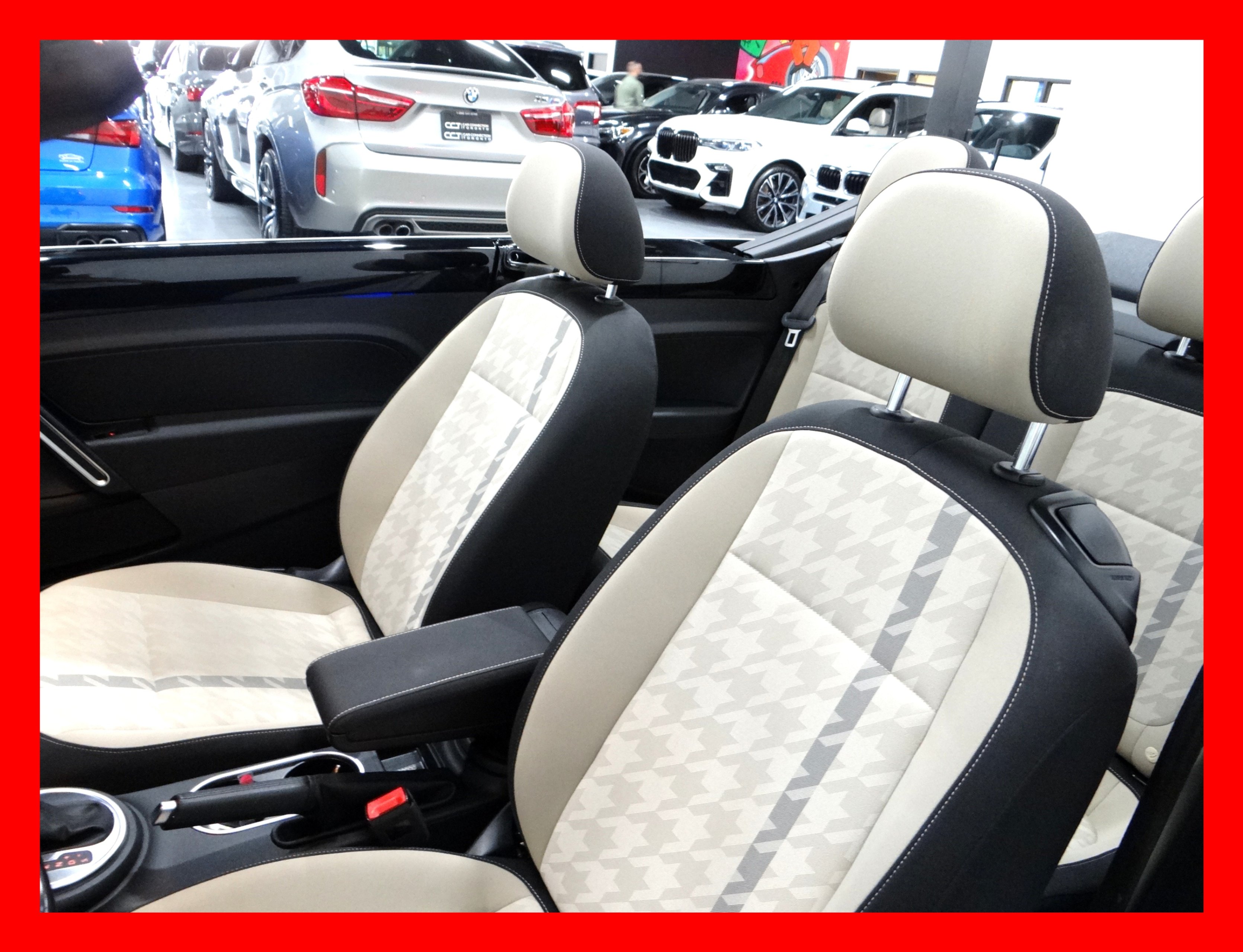/carconnectiontoronto/2018-Volkswagen-BeetleConvertible-045373163086321666.jpg