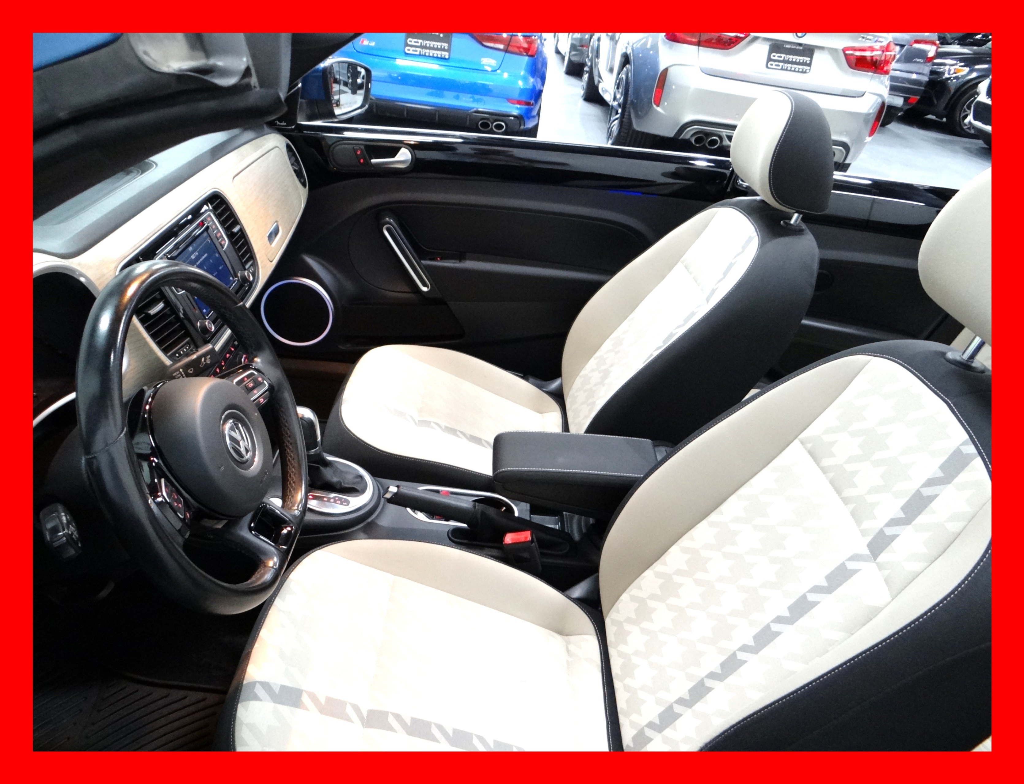 /carconnectiontoronto/2018-Volkswagen-BeetleConvertible-3789644487028667.jpg