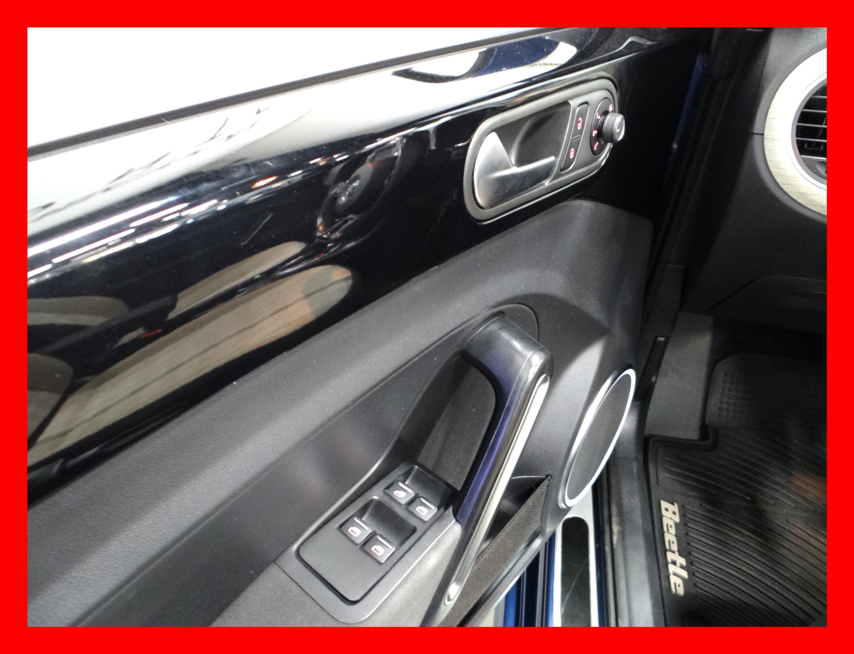 /carconnectiontoronto/2018-Volkswagen-BeetleConvertible-6881988558999983.jpg