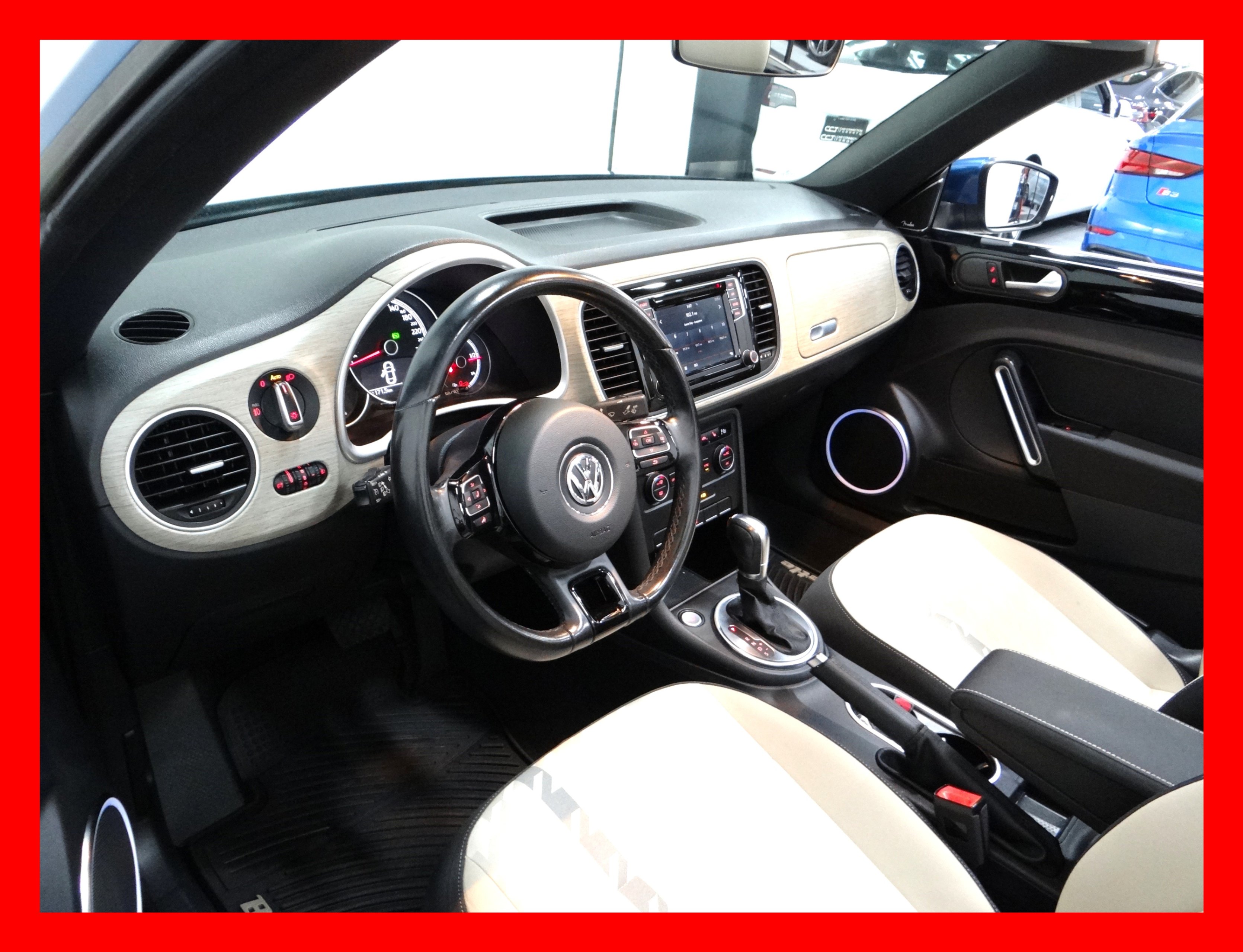 /carconnectiontoronto/2018-Volkswagen-BeetleConvertible-7786732671979186.jpg
