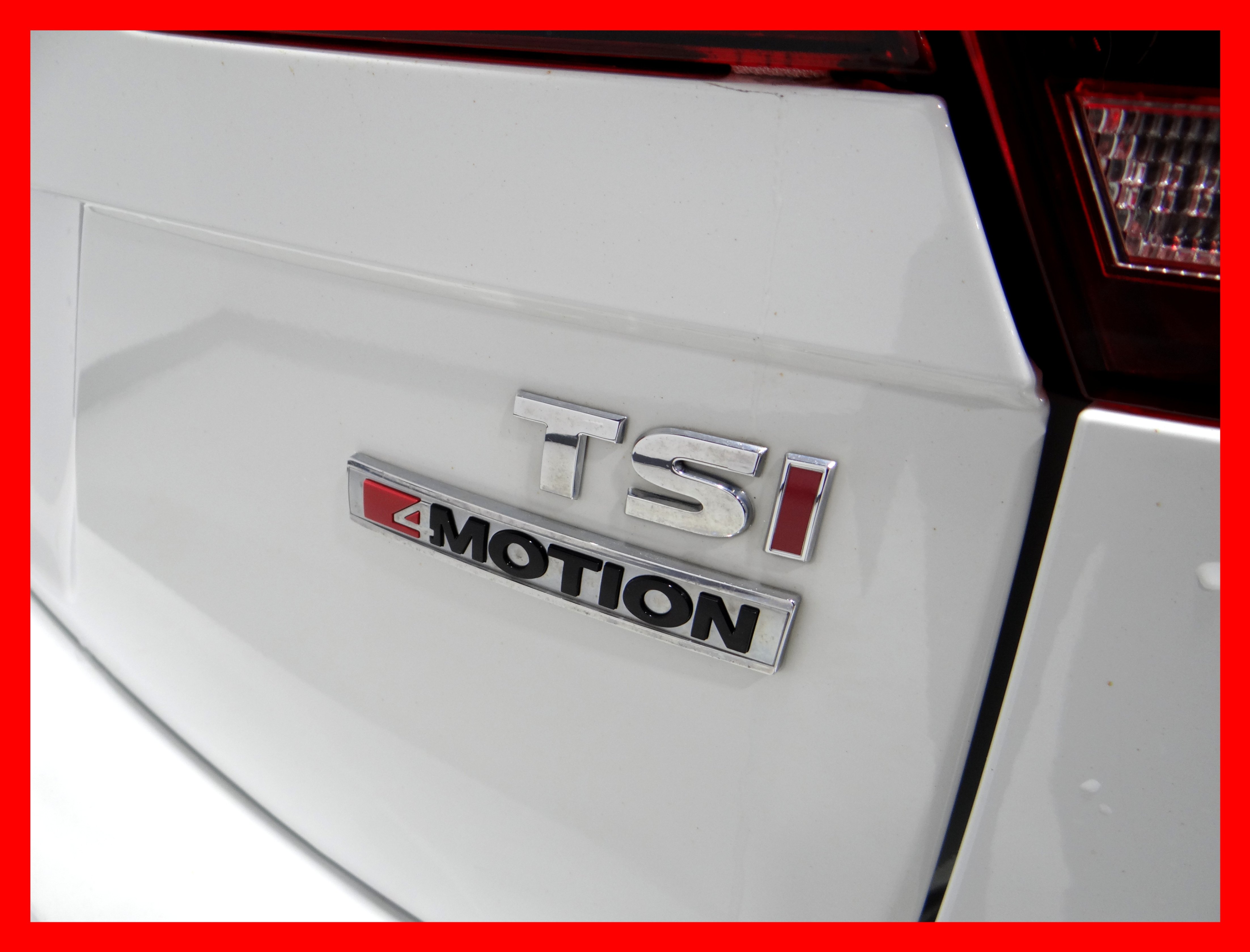 /carconnectiontoronto/2018-Volkswagen-Tiguan-5412743213970581.jpg