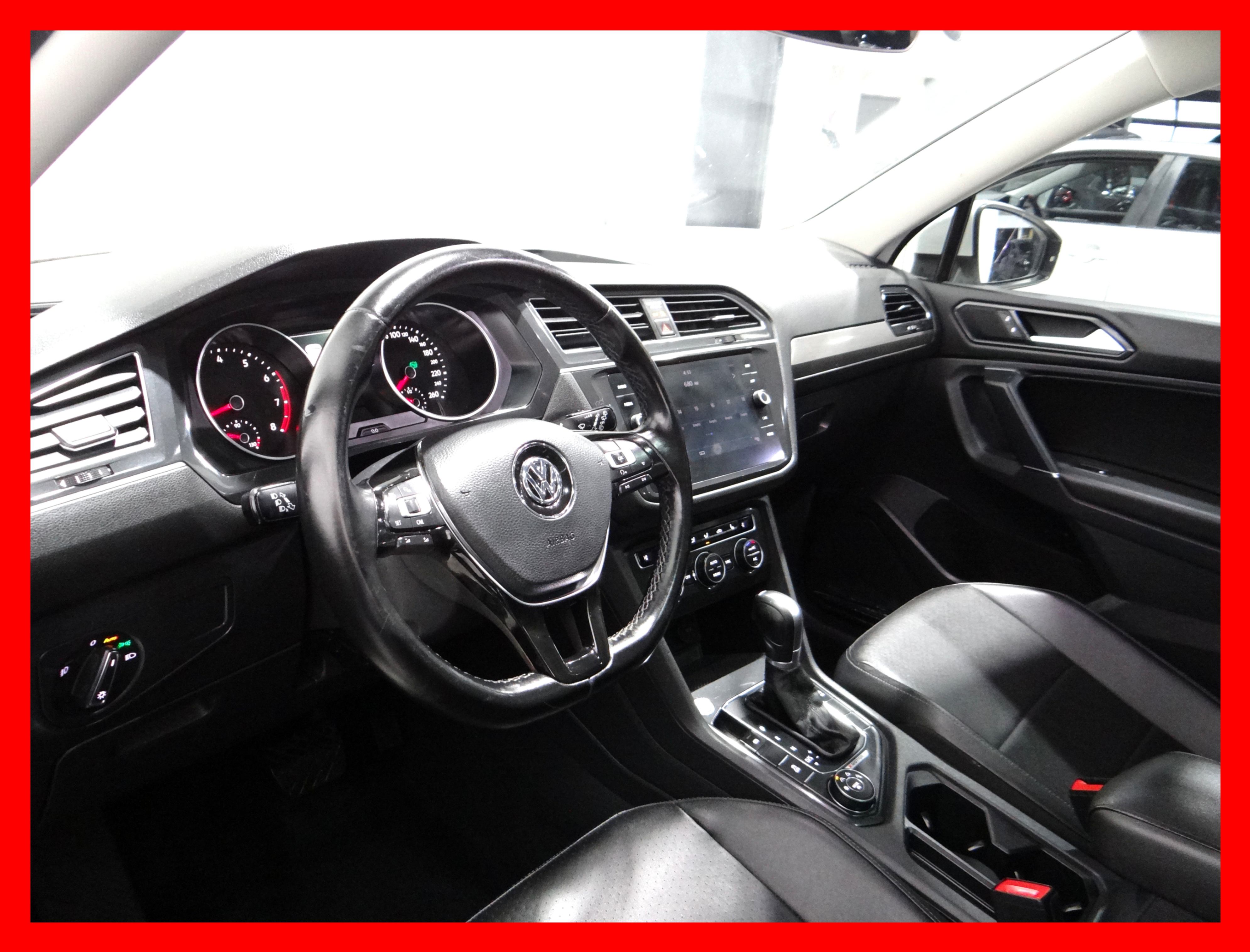 /carconnectiontoronto/2018-Volkswagen-Tiguan-5997198401980672.jpg