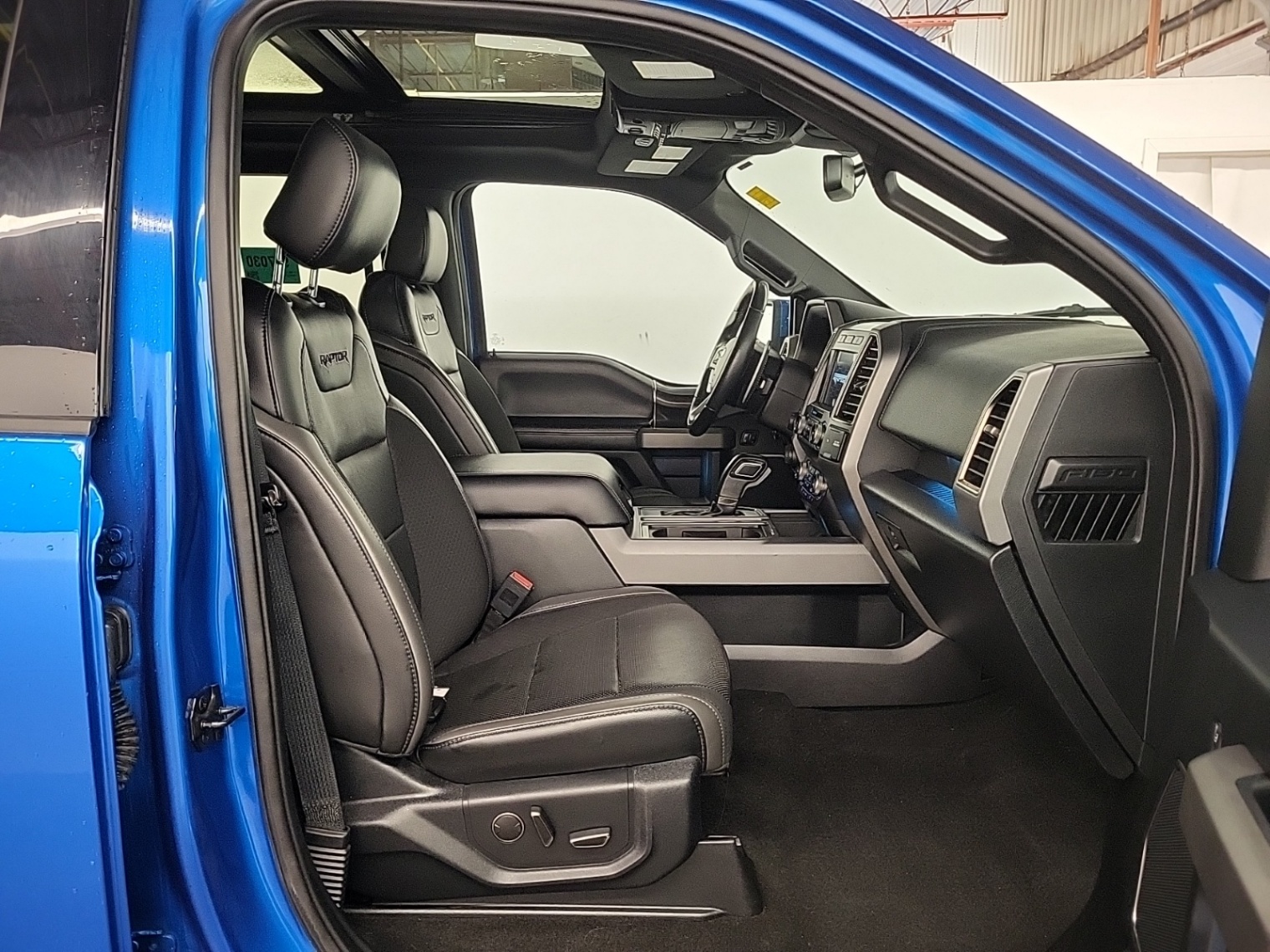 /carconnectiontoronto/2019-Ford-F-150-506726780550254.jpg