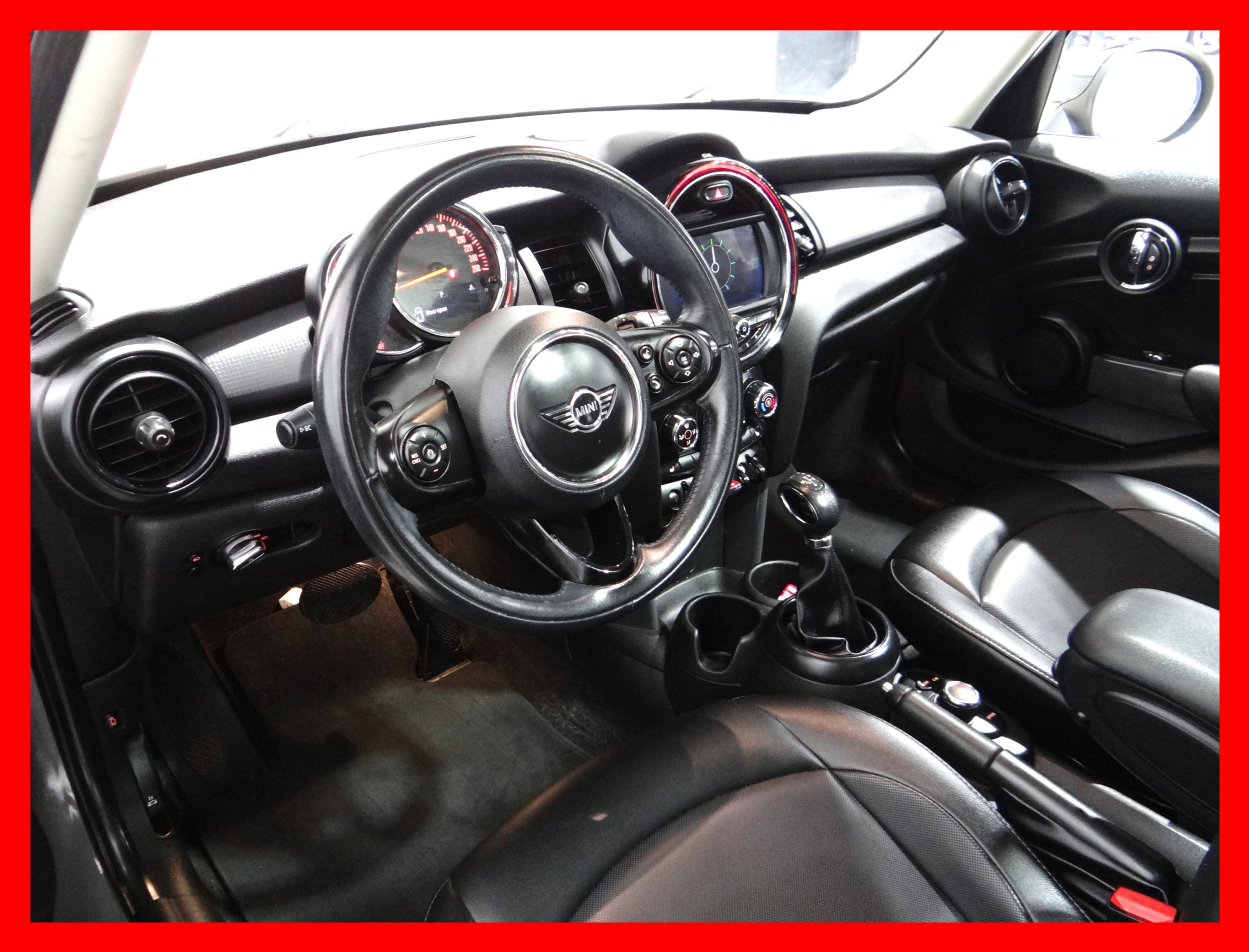 /carconnectiontoronto/2019-MINI-5Door-7699431445595153.jpg