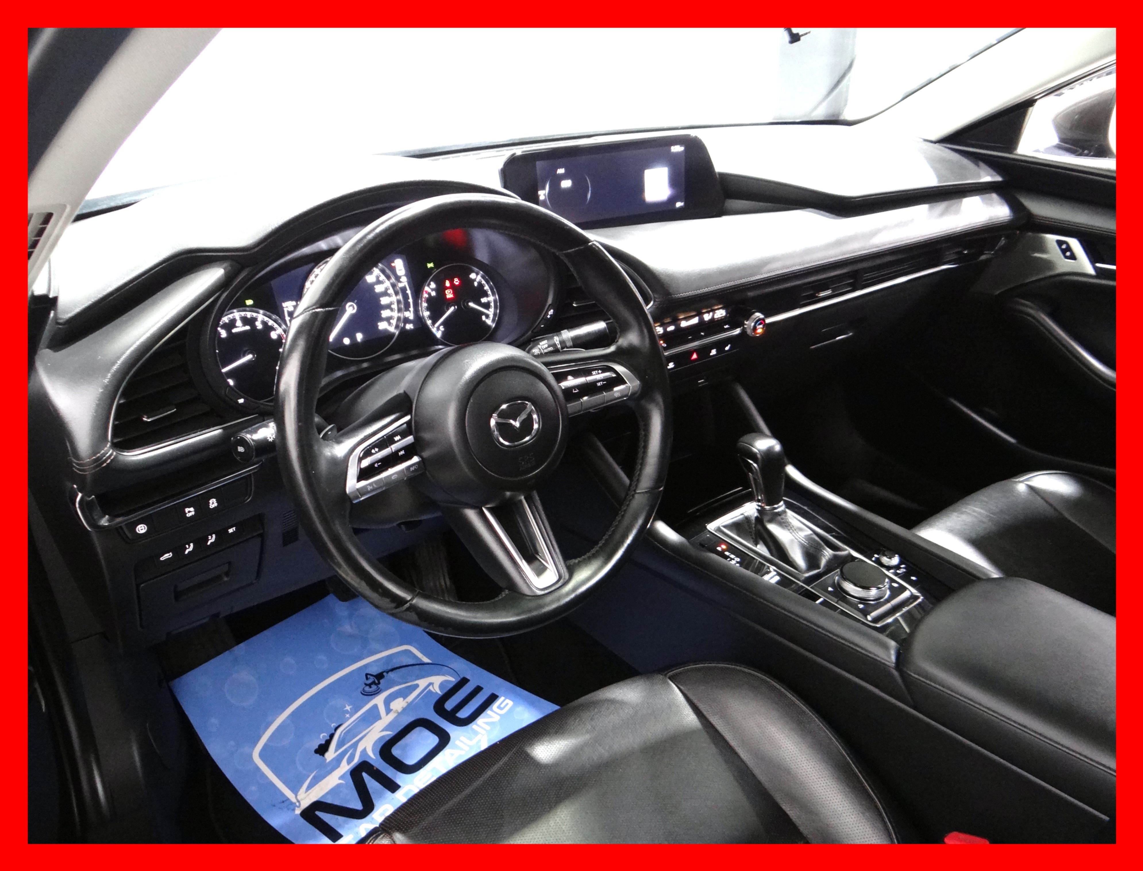 /carconnectiontoronto/2019-Mazda-Mazda3-9865229673894842.jpg