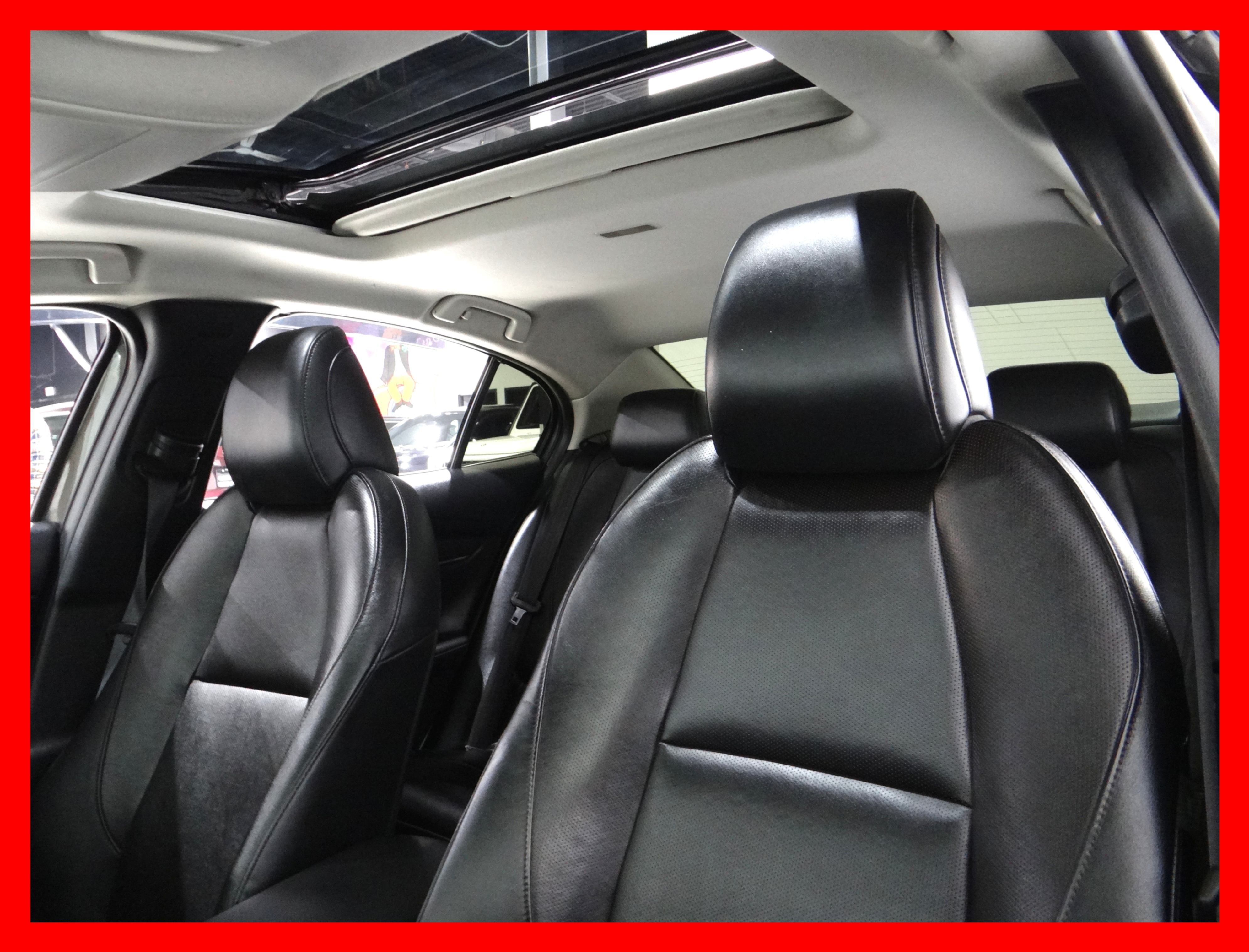 /carconnectiontoronto/2019-Mazda-Mazda3-9994848100049736.jpg