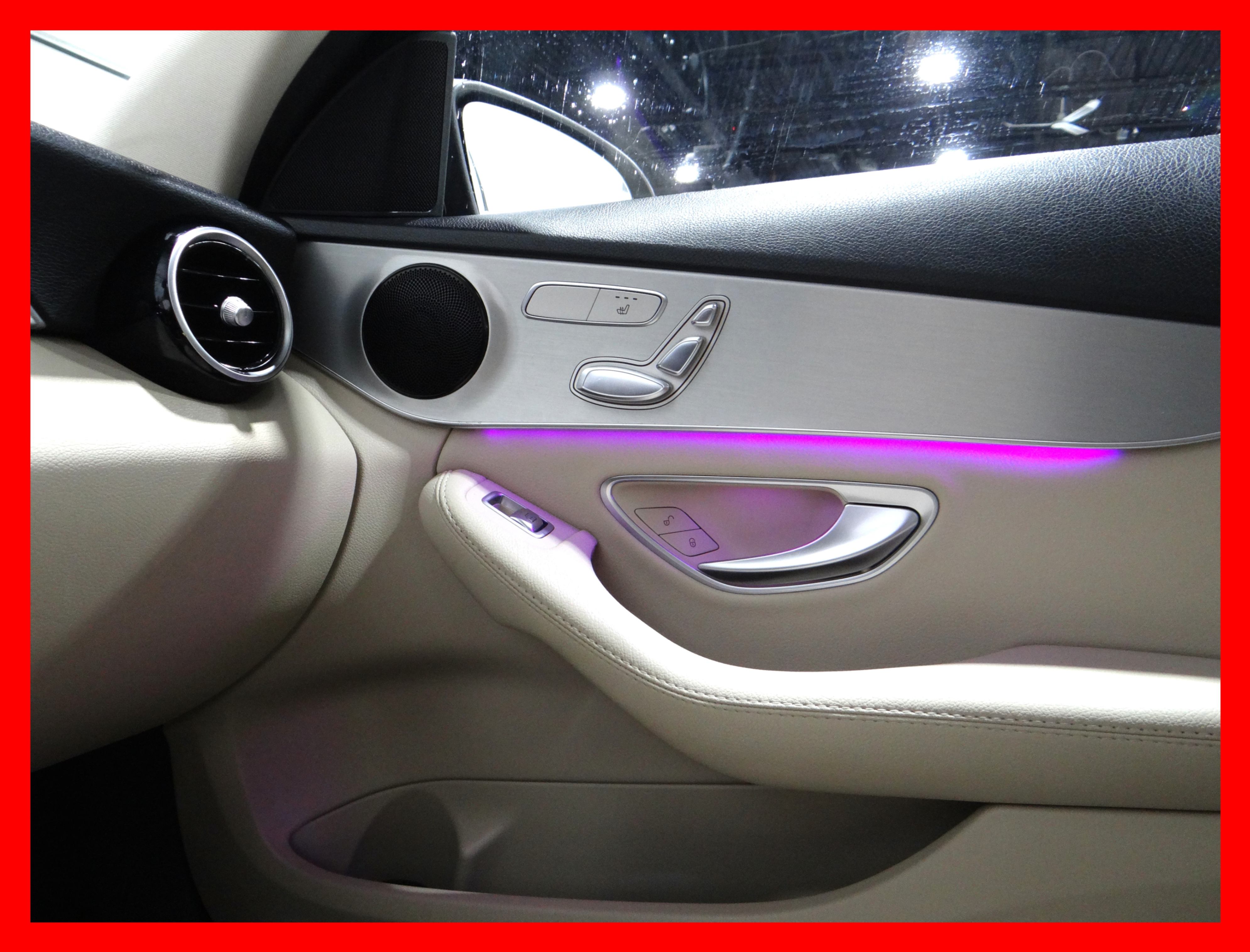 /carconnectiontoronto/2019-Mercedes-Benz-C-Class-36814901509176523.jpg