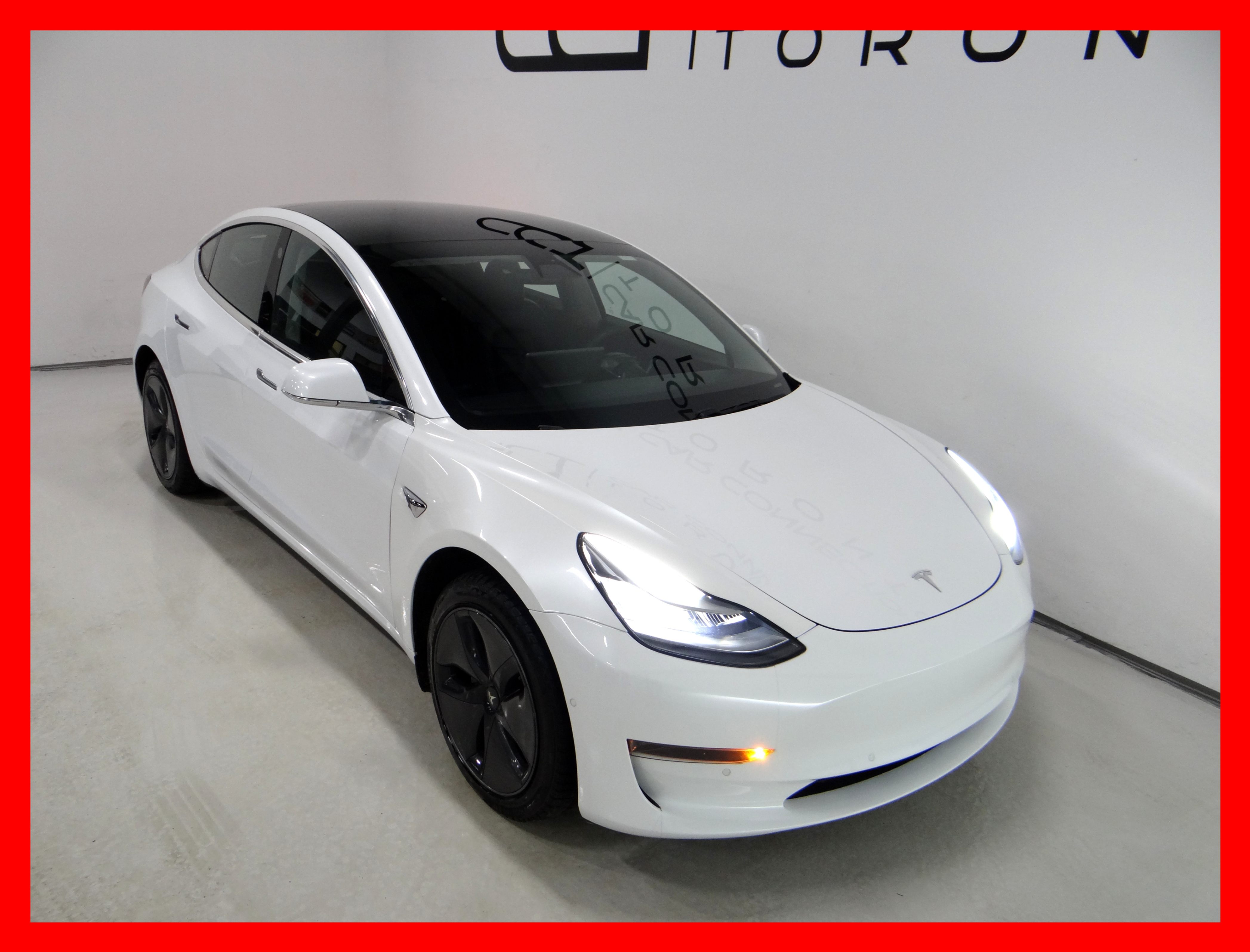 /carconnectiontoronto/2019-TESLA-MODEL3-2552423732580895.jpg
