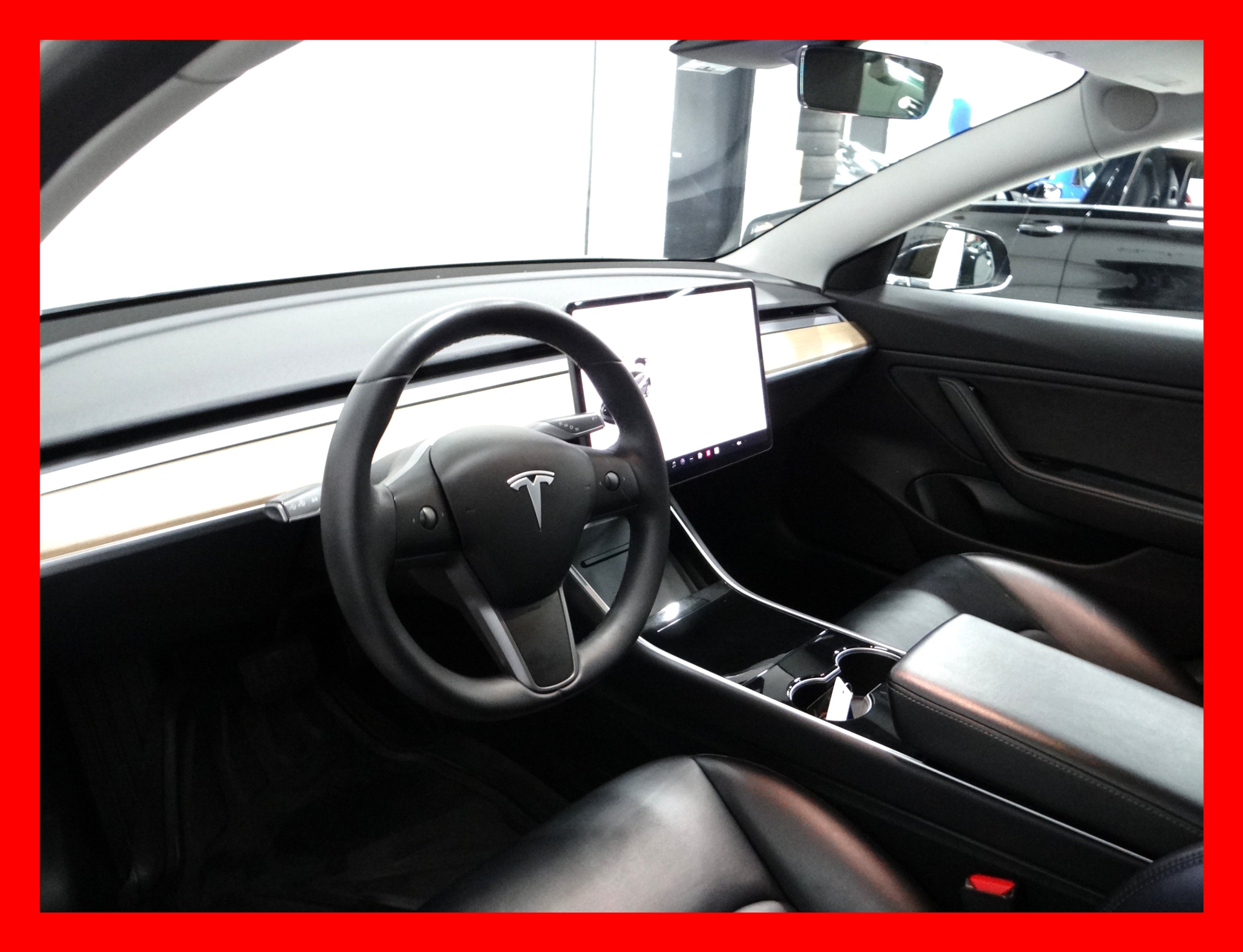 /carconnectiontoronto/2019-TESLA-MODEL3-44507778767908435.jpg