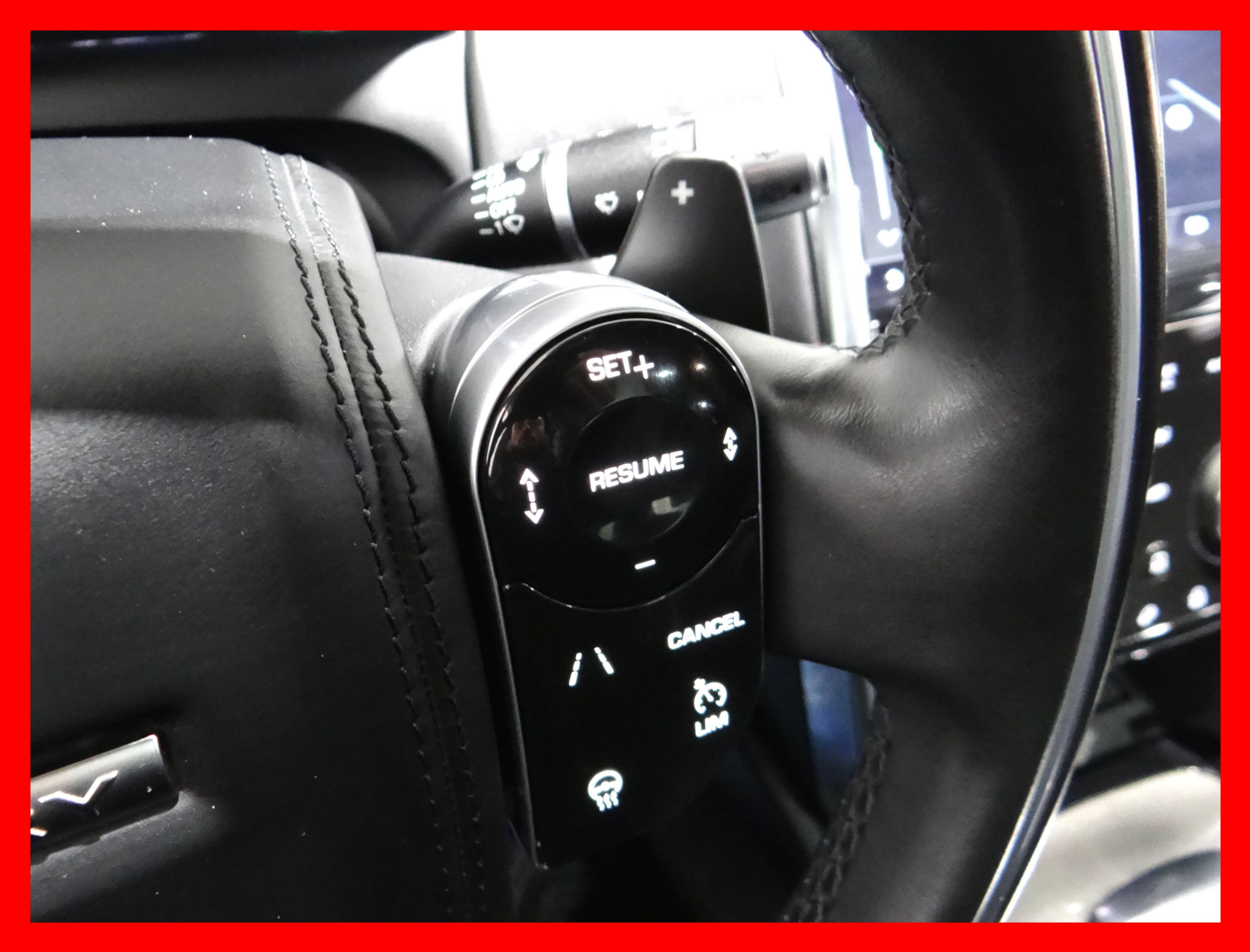 /carconnectiontoronto/2020-LandRover-DiscoverySport-765712025492501.jpg