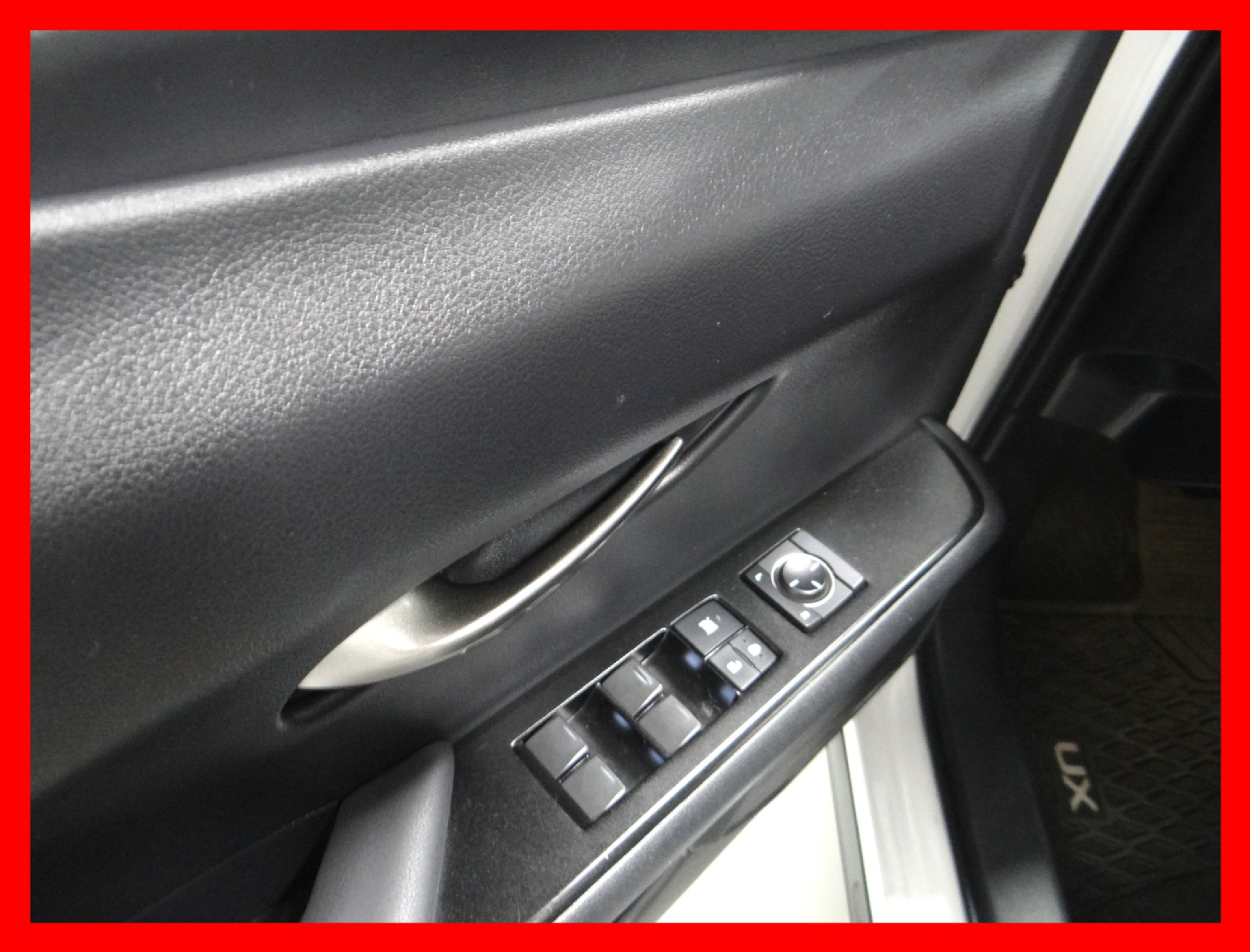 /carconnectiontoronto/2020-Lexus-UX-5997002385779329.jpg